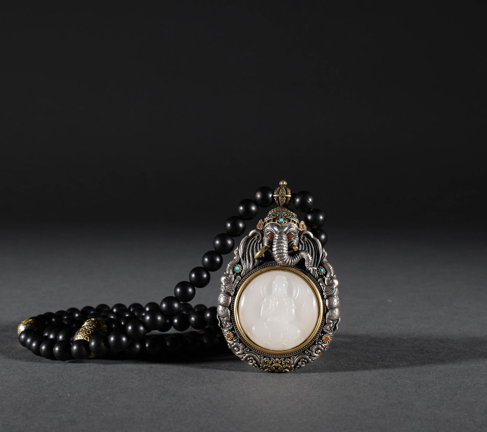 Qing Dynasty Hetian jade Bao silver accessories (1 of 4)