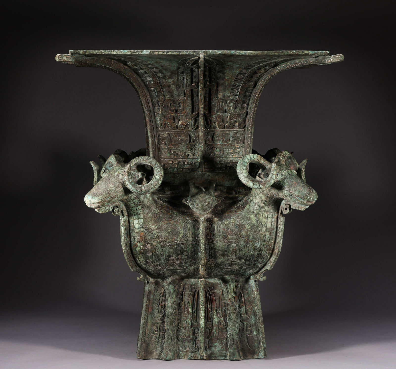 Bronze square statue of four sheep (1 of 12)