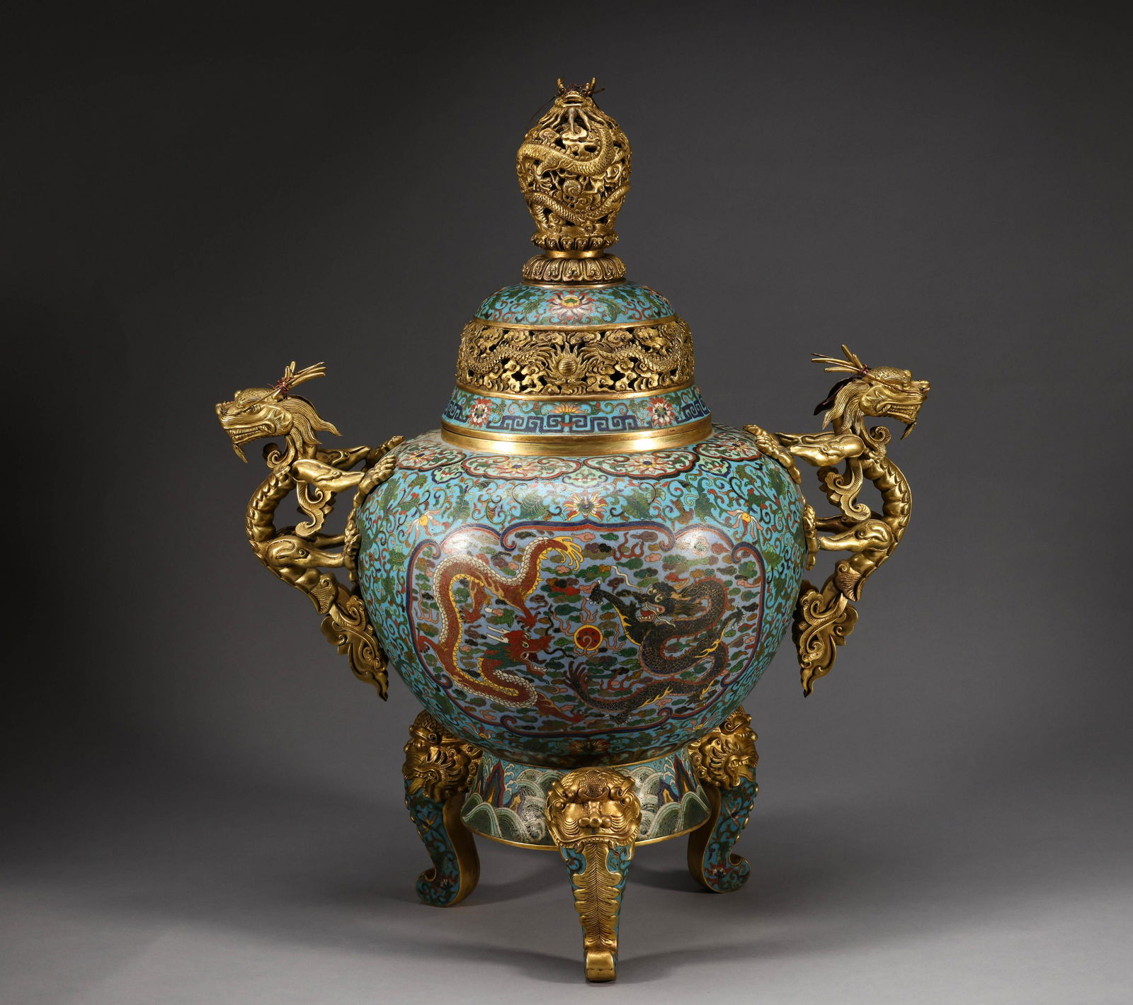 Qing Dynasty cloisonne beast ear furnace (1 of 12)