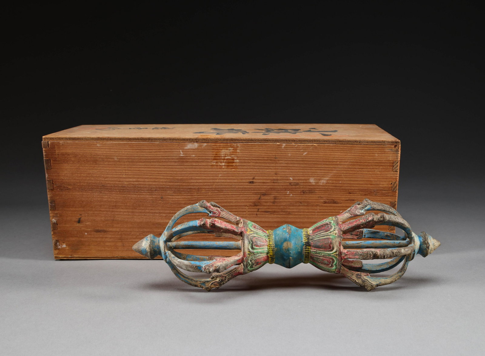 Bronze color painting artifacts before the Ming Dynasty: Wï¼š7cm,H:24cm,Weight:536g