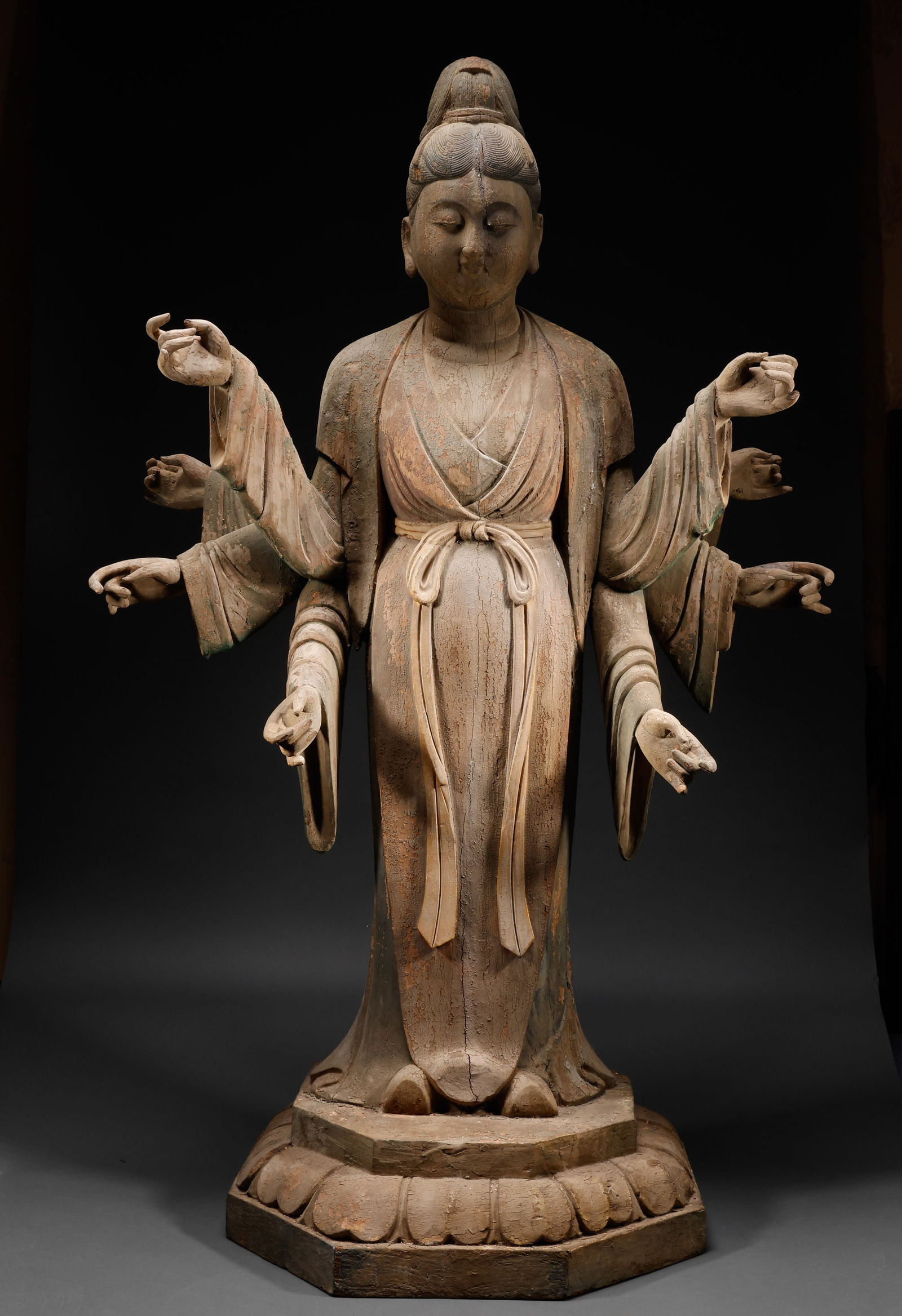 Wooden eight armed Buddha statues before the Ming Dynasty (1 of 11)