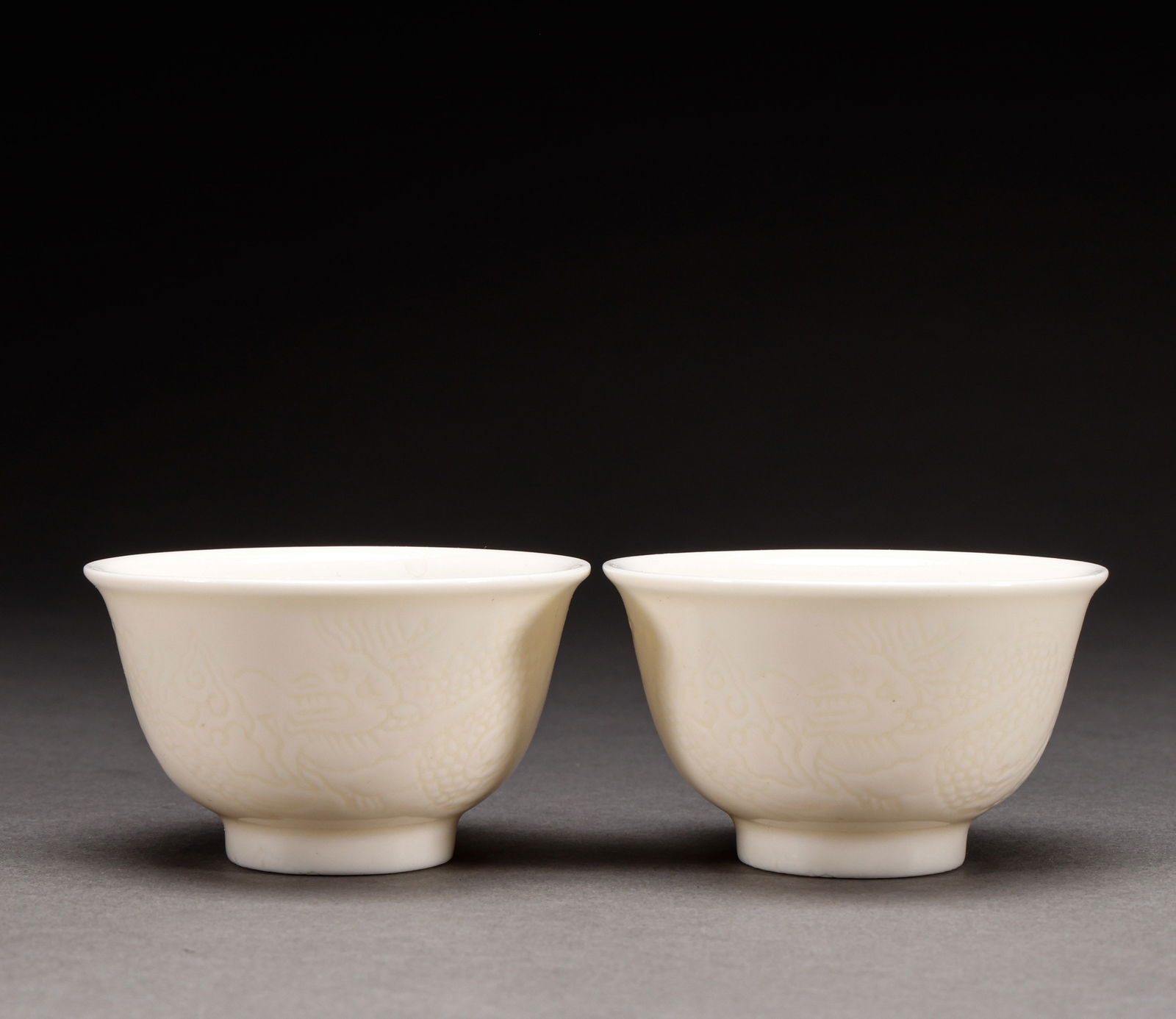 Ming Dynasty Dehua kiln dragon cup pair (1 of 9)