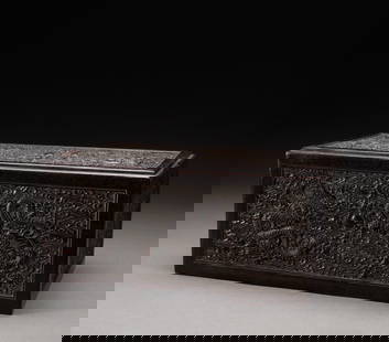 Qing Dynasty rosewood storage box: Length: 32.5cm, Width: 19.5cm, Height: 15cm, Weight: 1541g