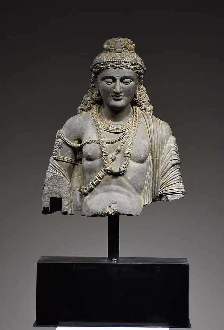 Before the Ming Dynasty, there were statues of Gandhara: Height: 103cm, Width: 56cm,