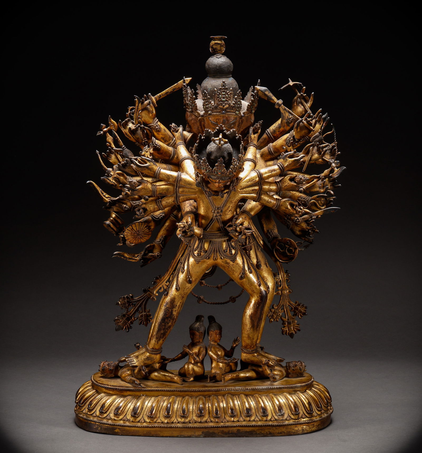 Bronze gilded Buddha statues from the Ming Dynasty (1 of 12)