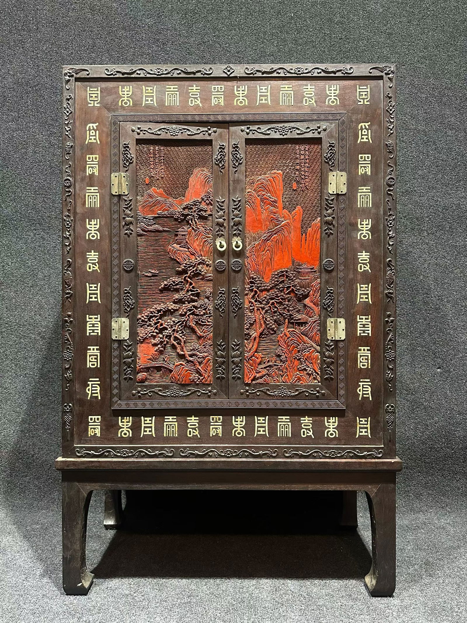 Qing Dynasty Purple Sandalwood Landscape Pattern Museum Cabinet (1 of 8)