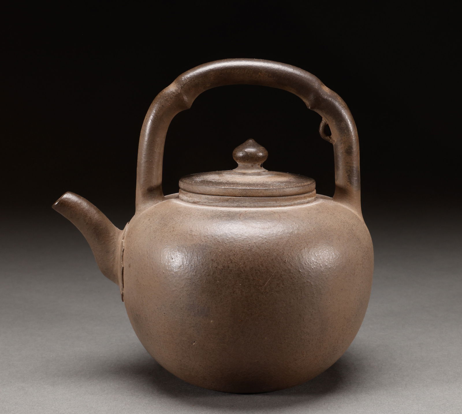 Qing Dynasty or modern purple clay teapot (1 of 6)