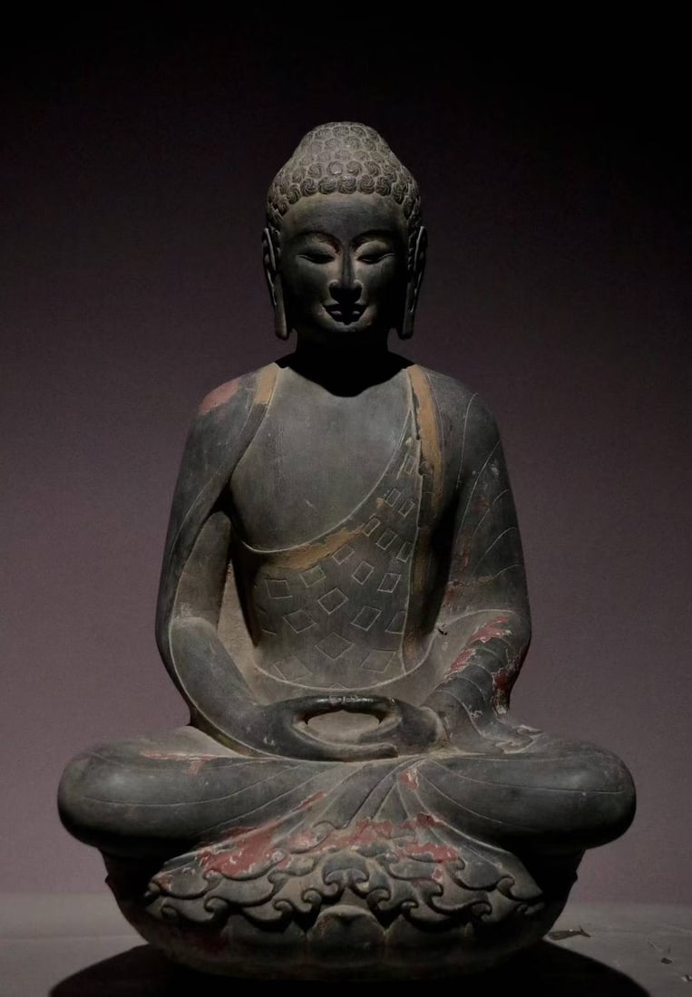 Before the Ming Dynasty, blue stone painted Buddha statues (1 of 9)