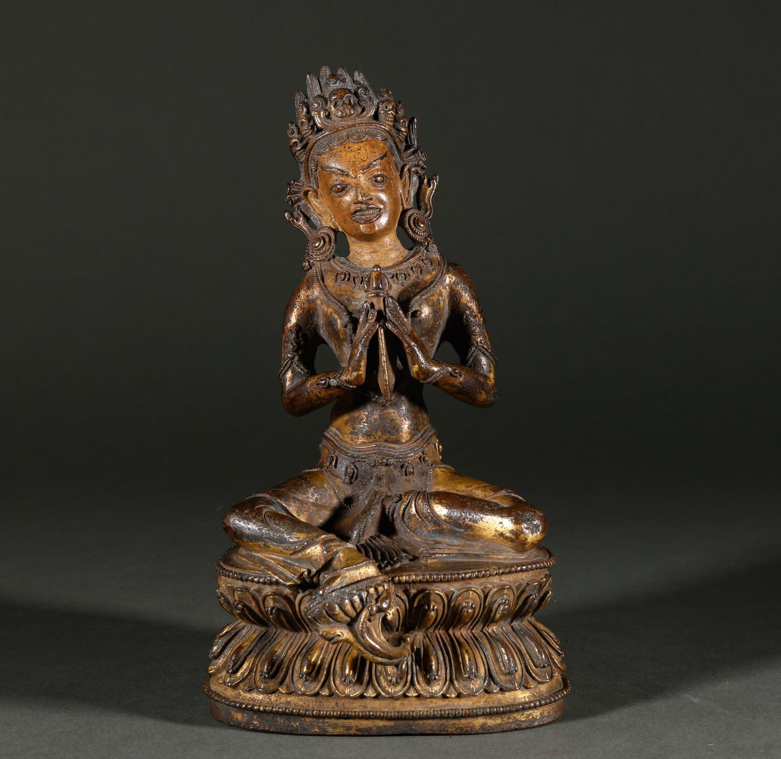 Bronze gilded Buddha statues from the Ming Dynasty (1 of 8)