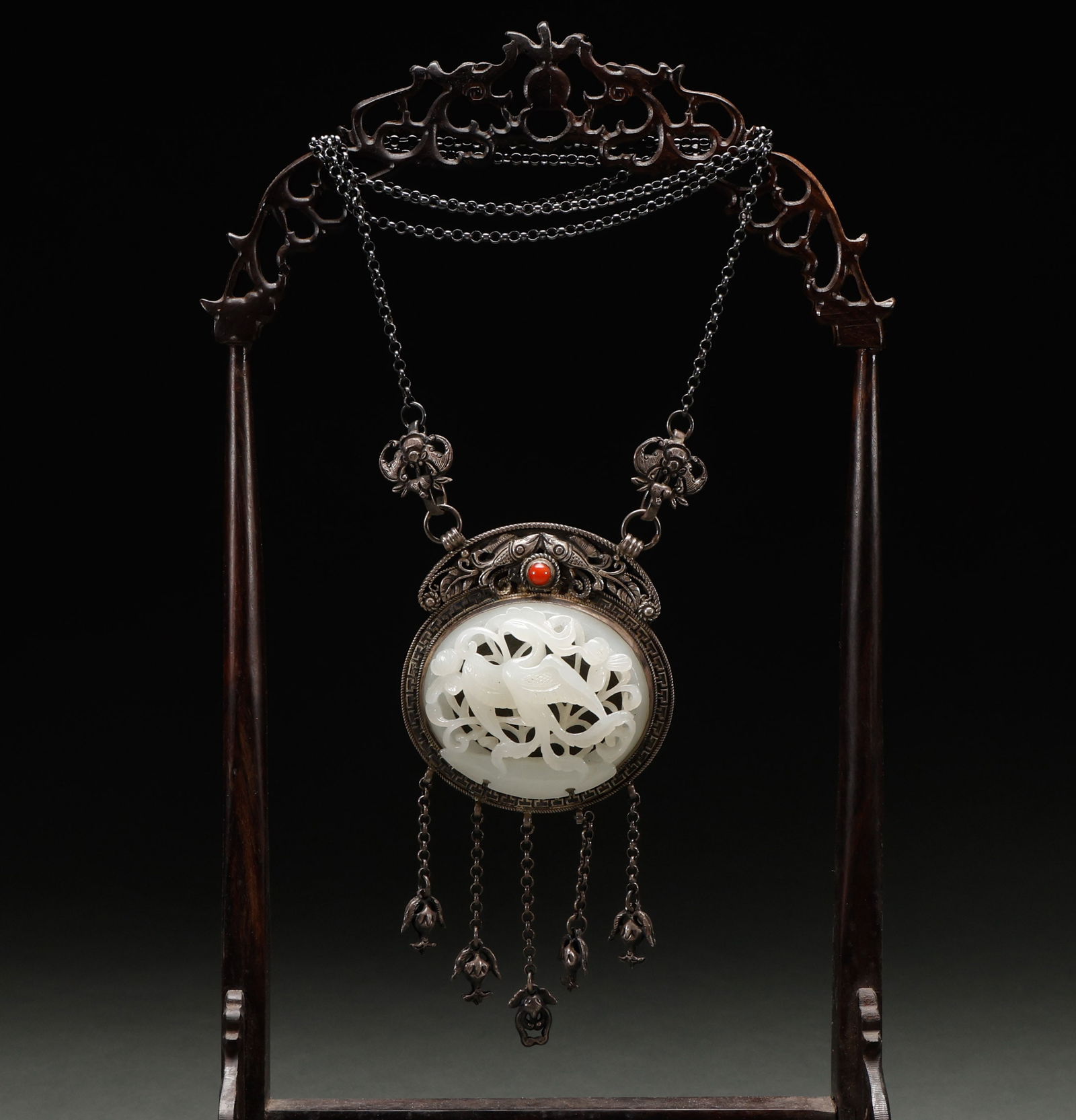 Silver inlaid accessories of Hotan Jade in Qing Dynasty (1 of 6)