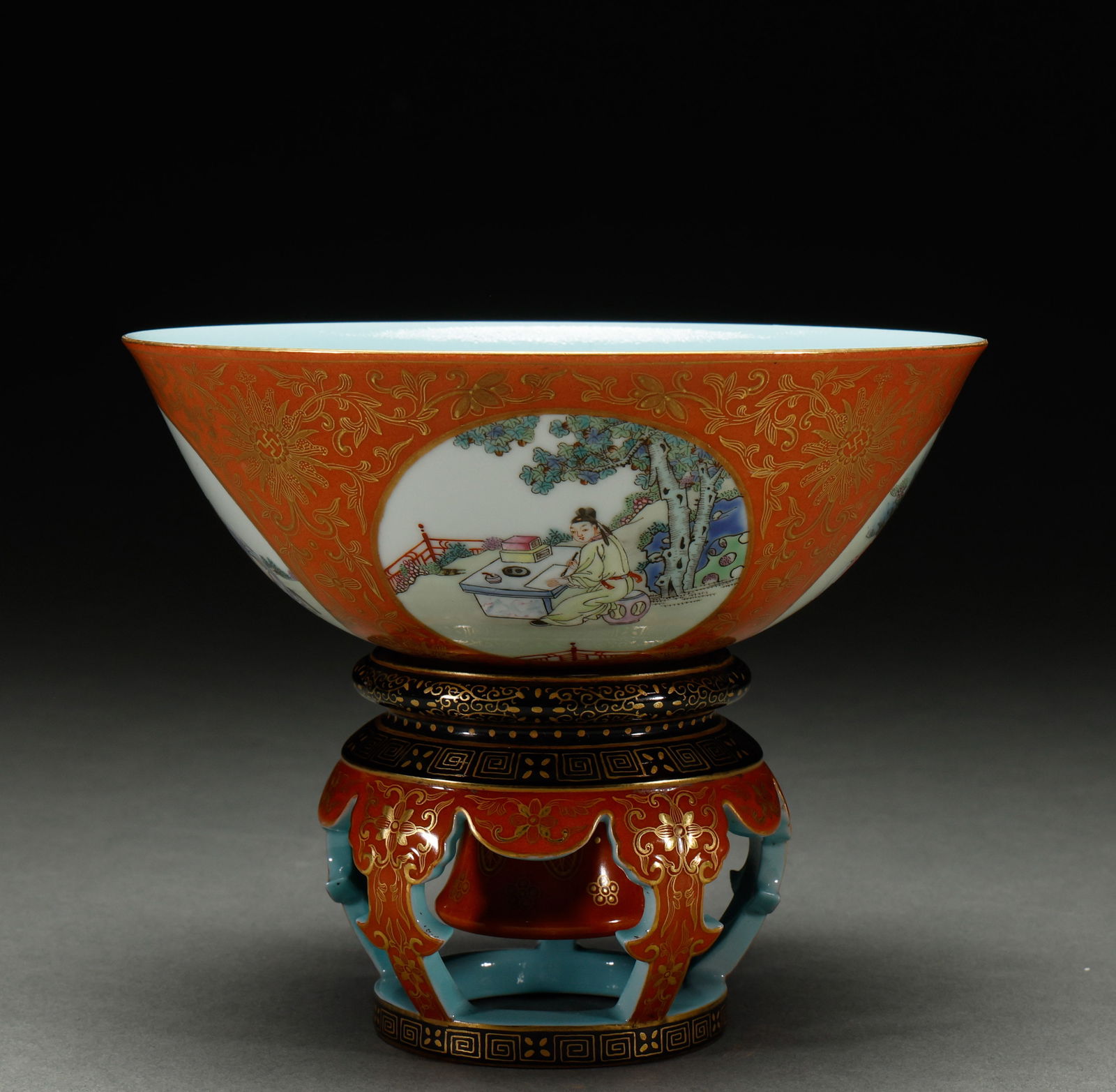 Qing Dynasty Pink Window Opening Character Story Pattern Bowl (1 of 11)