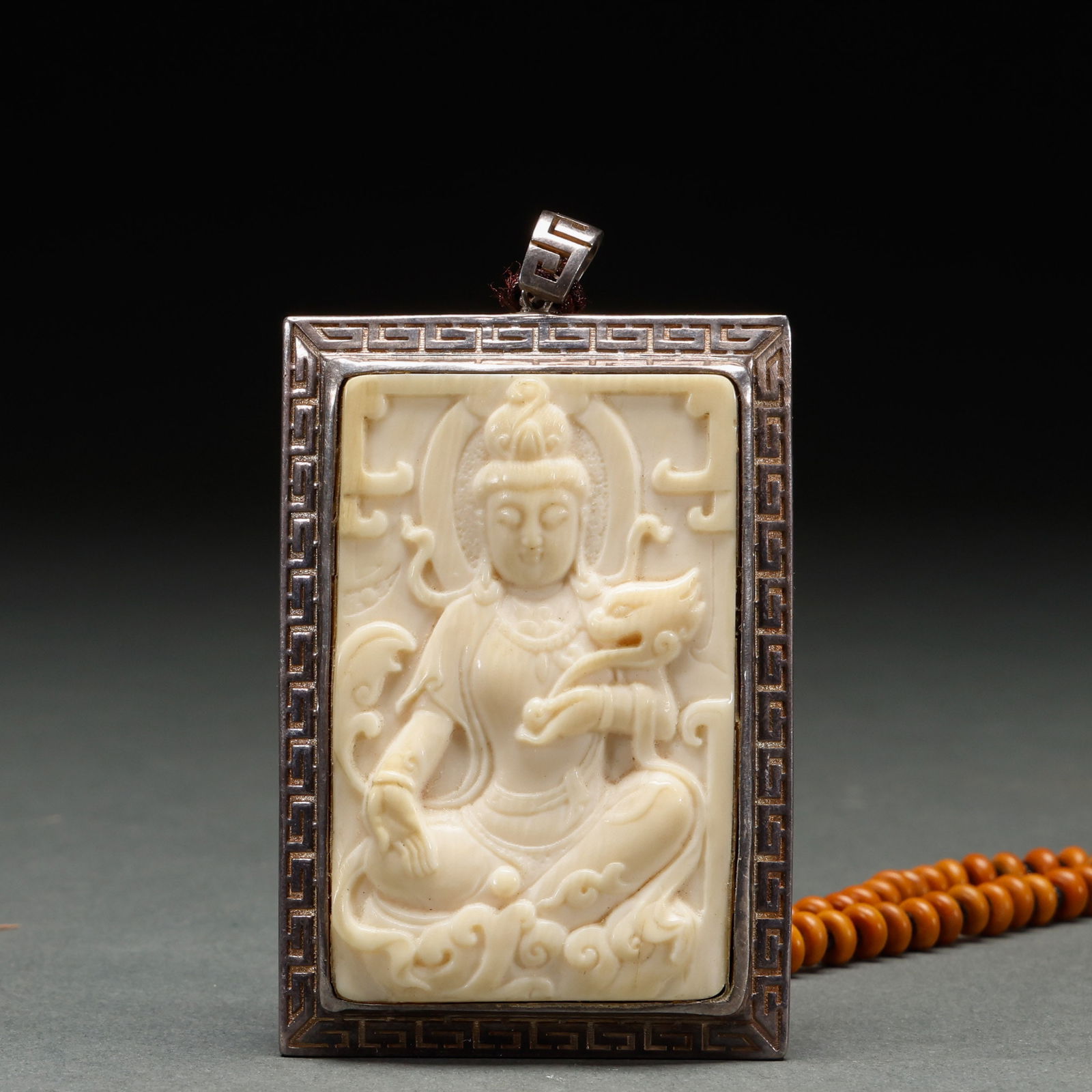 Treasures and Accessories from the Qing Dynasty (1 of 5)