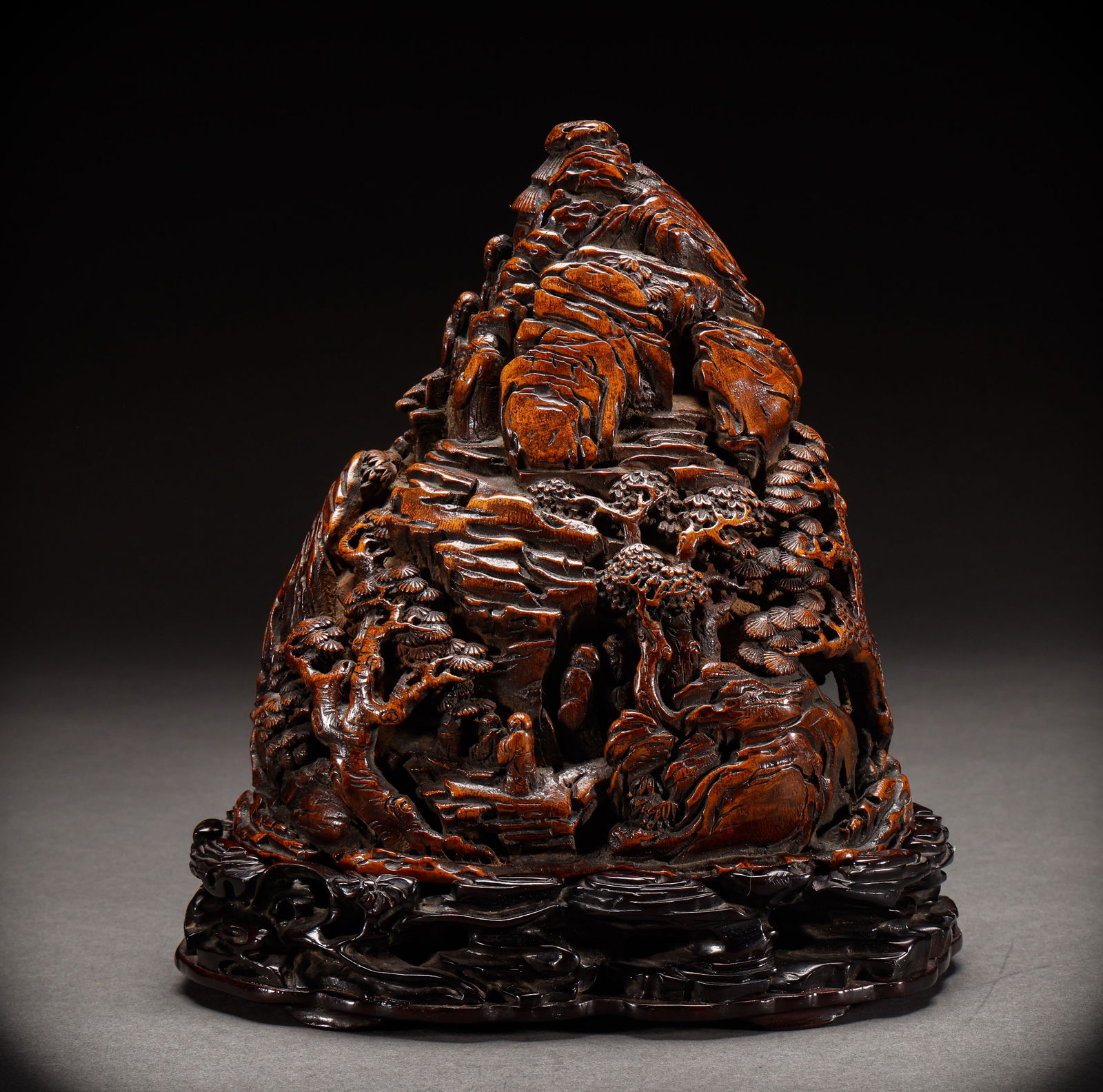 The Story of Bamboo Carving Characters in Qing Dynasty: Wenshanzi (1 of 10)