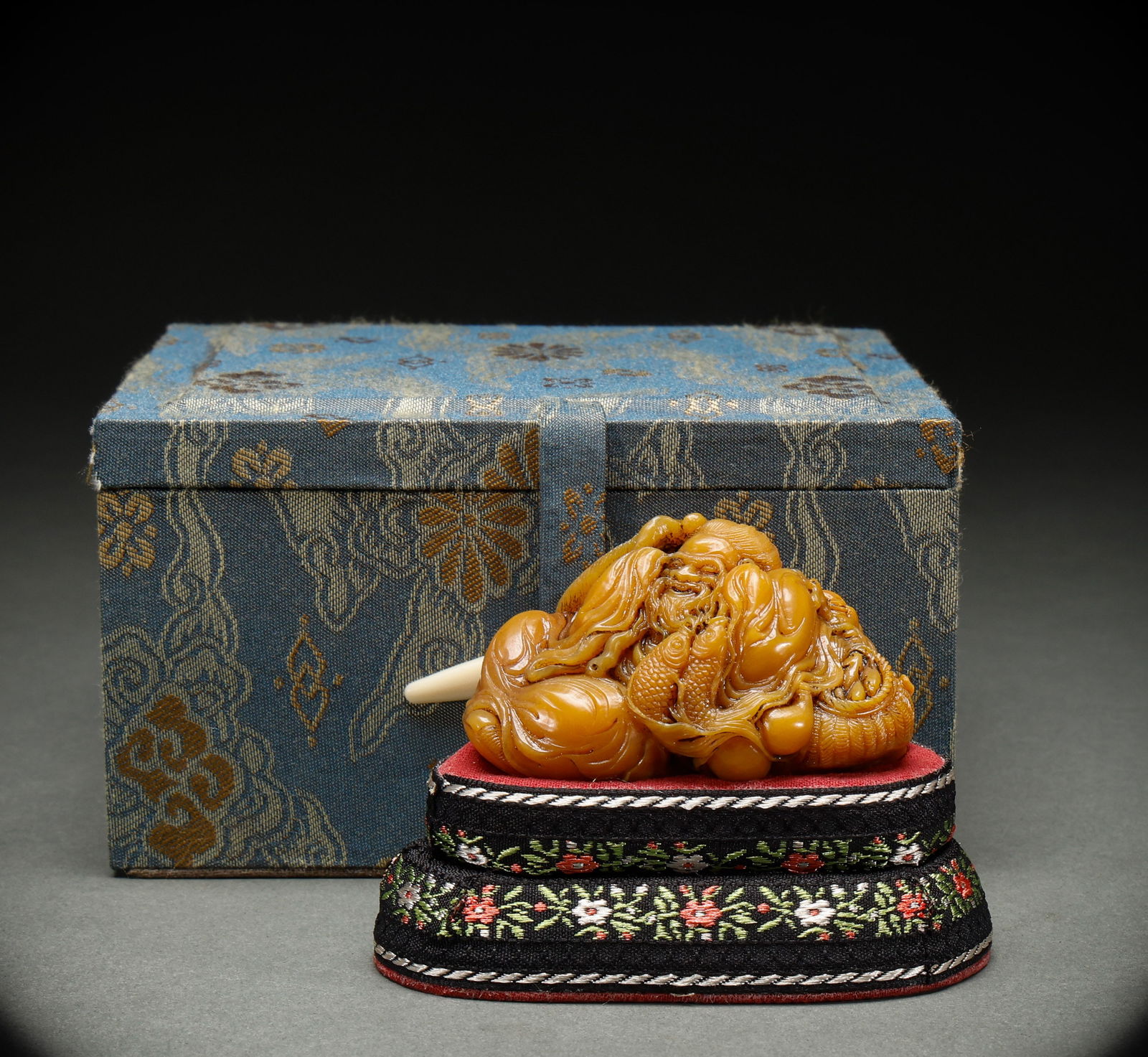 Qing Dynasty Shoushantian Huangshi Arhat Statue (1 of 8)