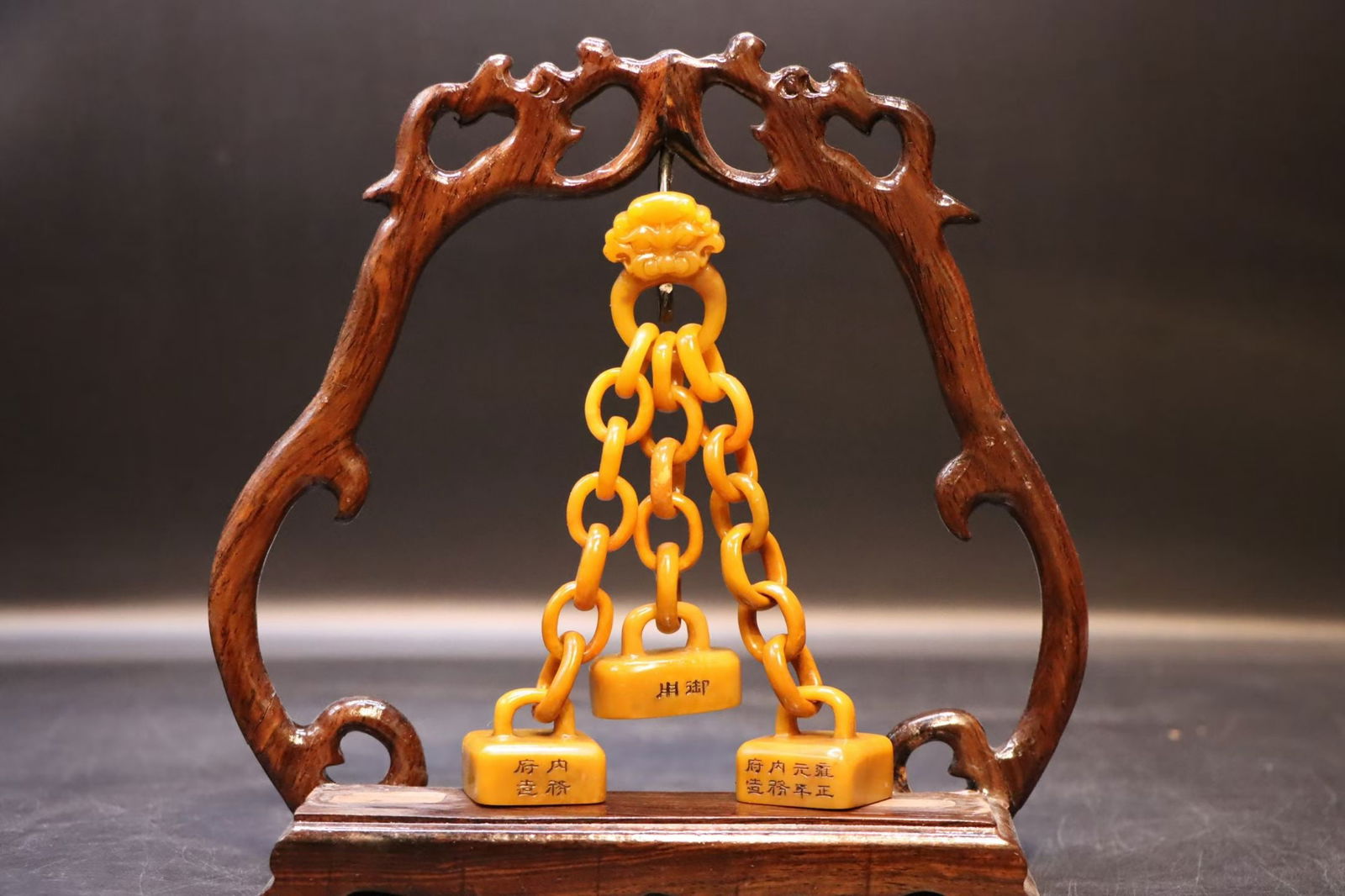 Qing Dynasty Shoushan Stone Sanlian Seal (1 of 9)