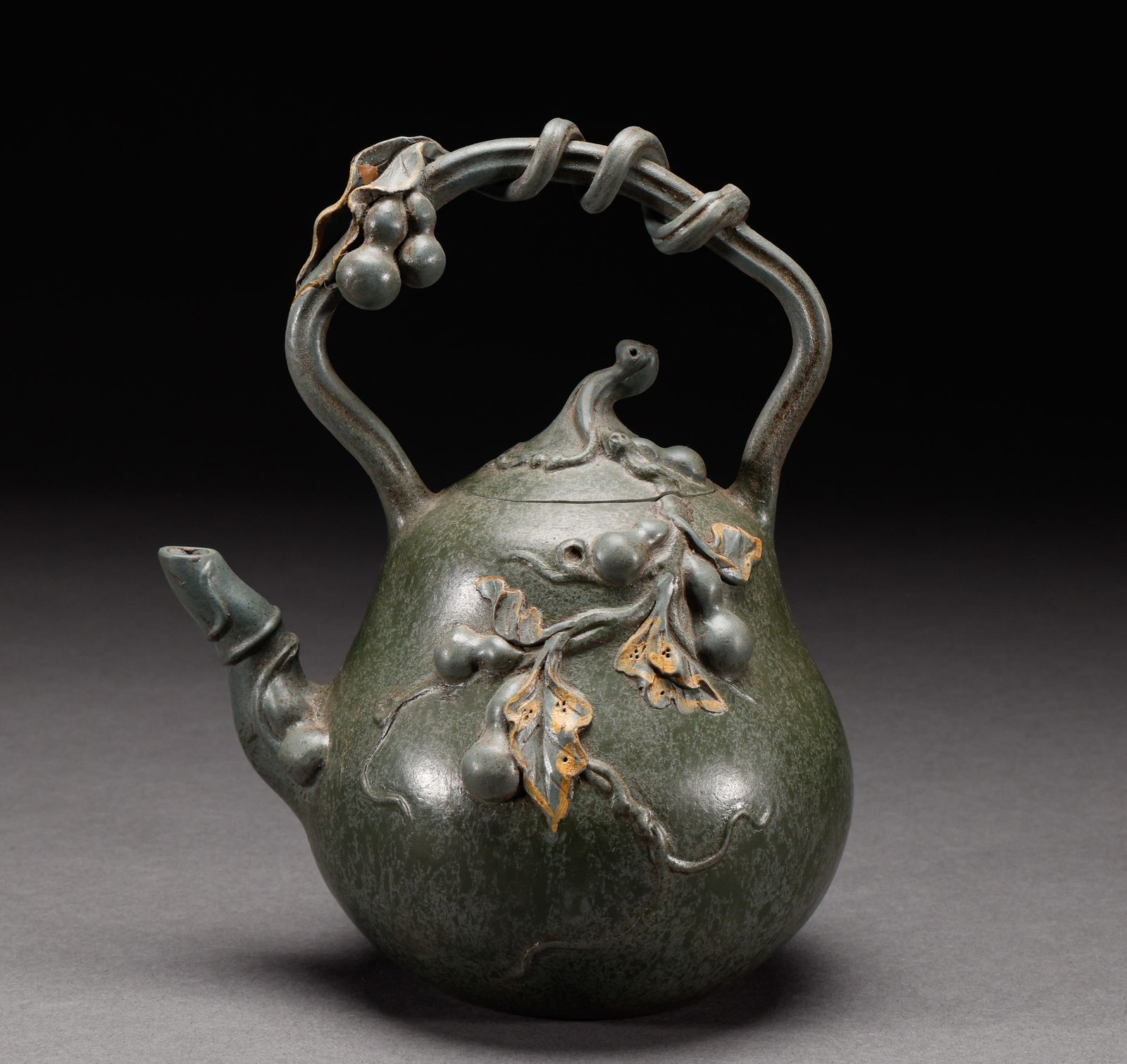 Qing or Republican purple clay teapot (1 of 8)