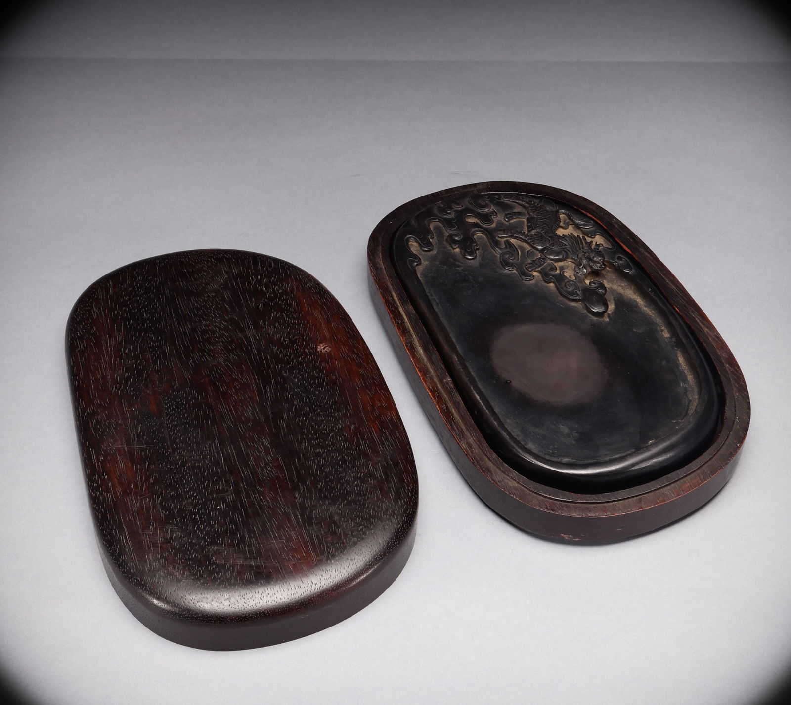 Duan Shi Inkstone: Length: 22cm, Width: 12.5cm, Weight: 1337g