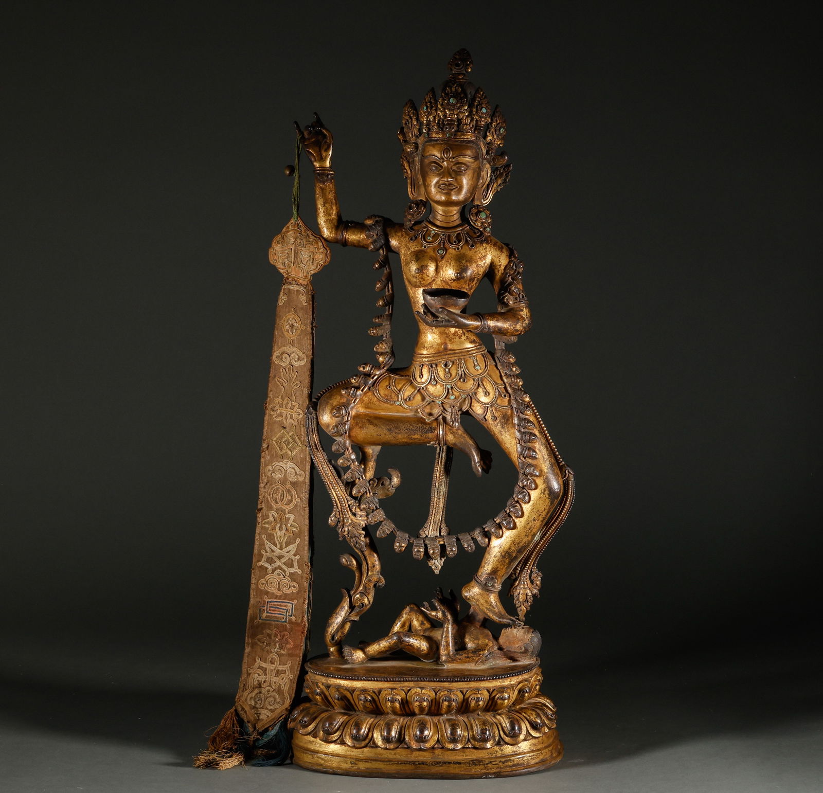 Bronze gilded Buddha statues from the Ming Dynasty (1 of 11)