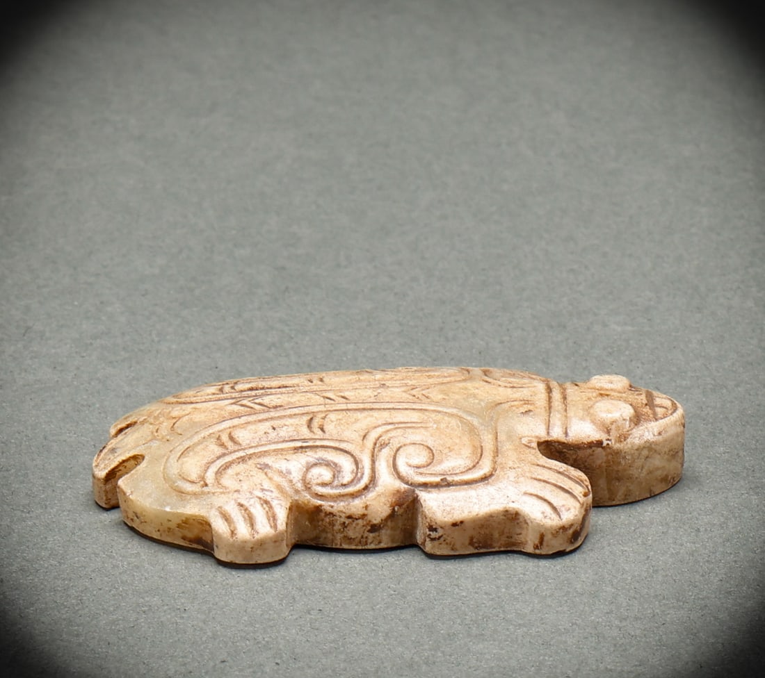 Before the Ming Dynasty and Tian Yujing: Length: 5.5cm, Width: 3.5cm, Weight: 23g