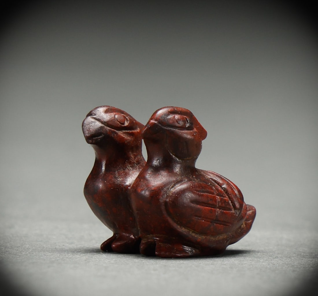 Before the Ming Dynasty, the Warring States Red Bird: Height: 1.6cm, Width: 1.8cm, Weight: 4g