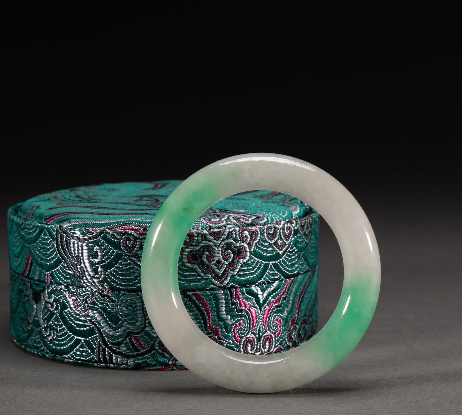 Qing Dynasty Jade Bracelet (1 of 7)