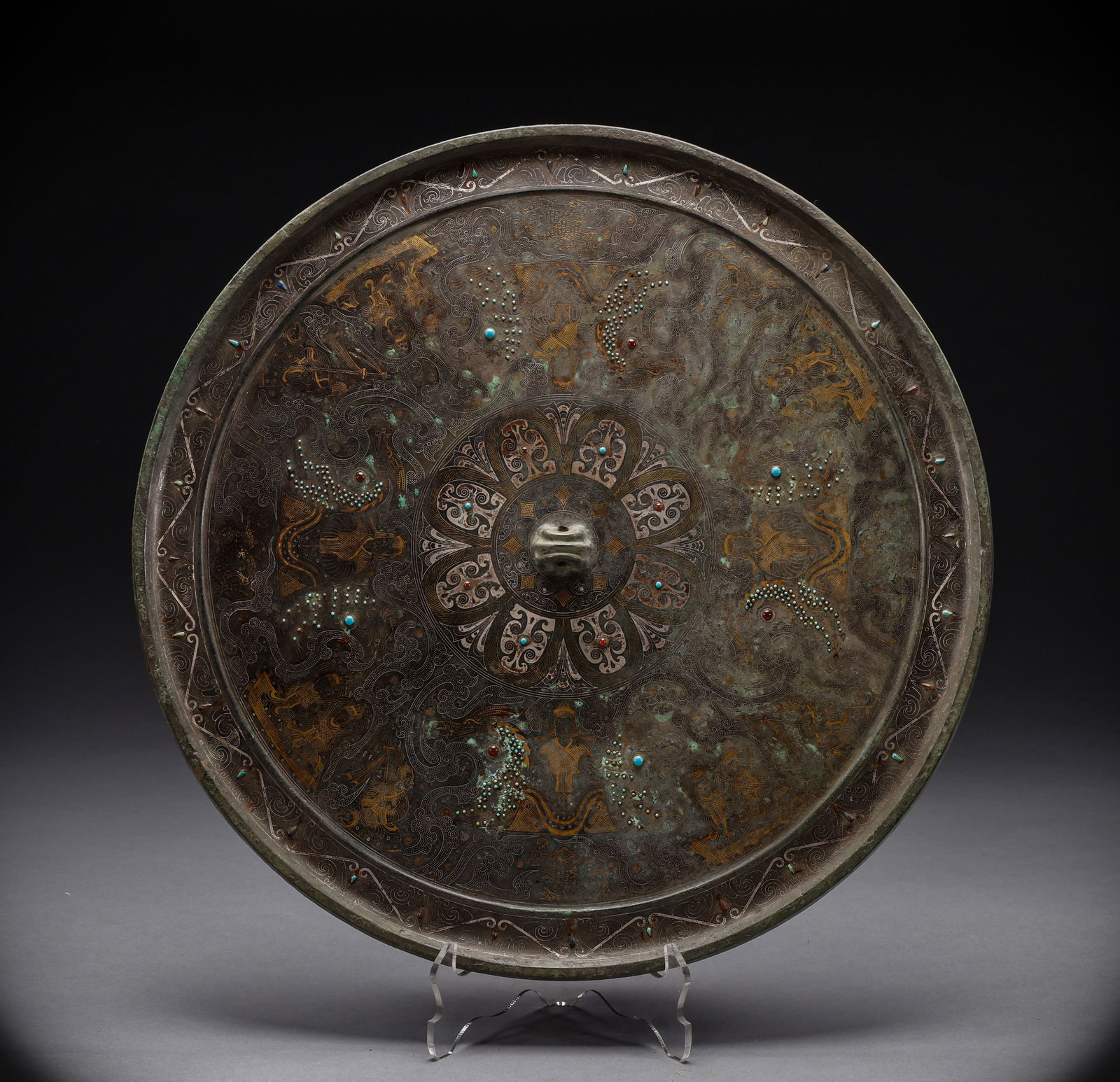 Bronze mirrors before the Ming Dynasty (1 of 7)