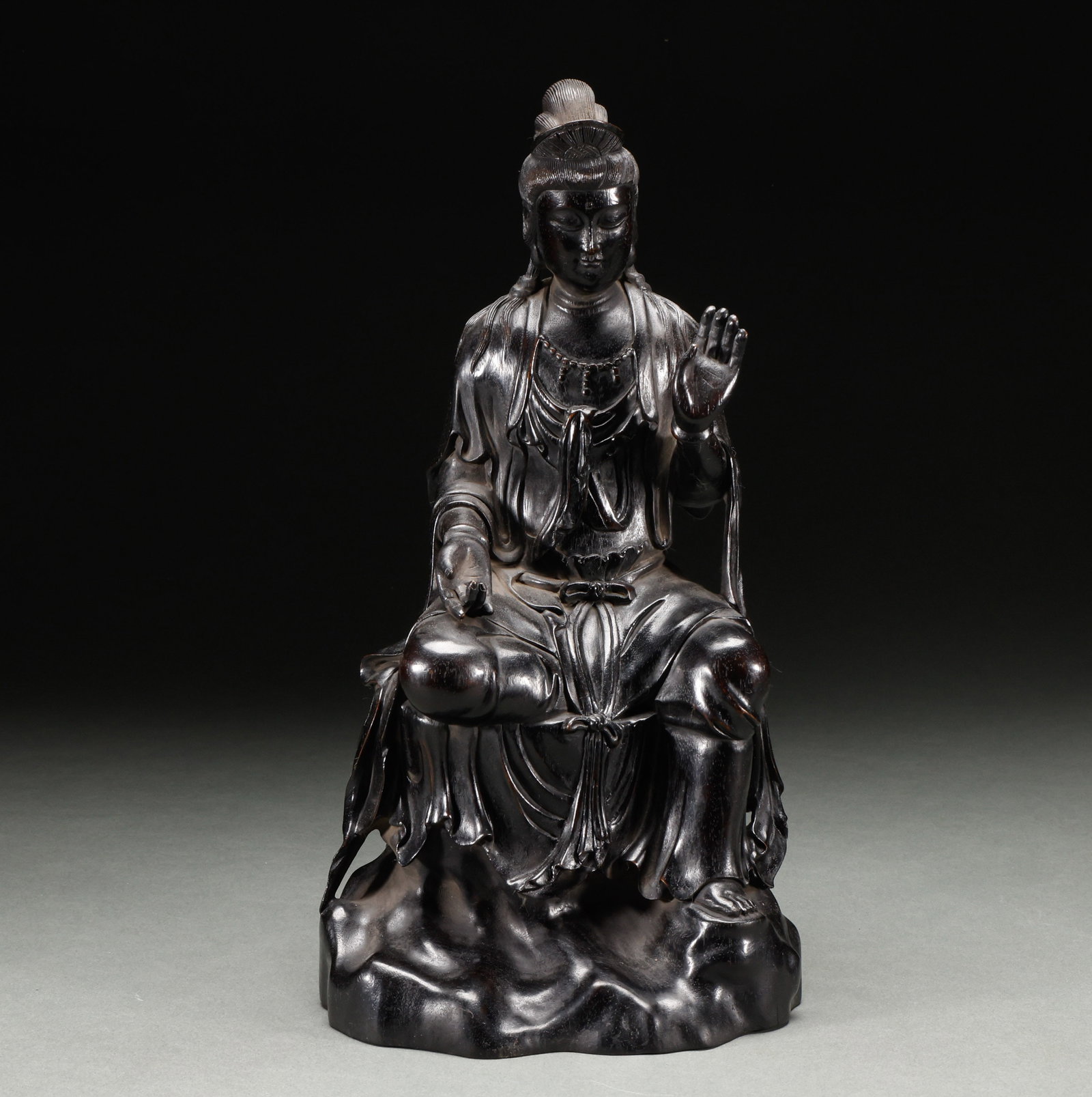 Qing Dynasty Purple Sandalwood Guanyin Statue (1 of 9)