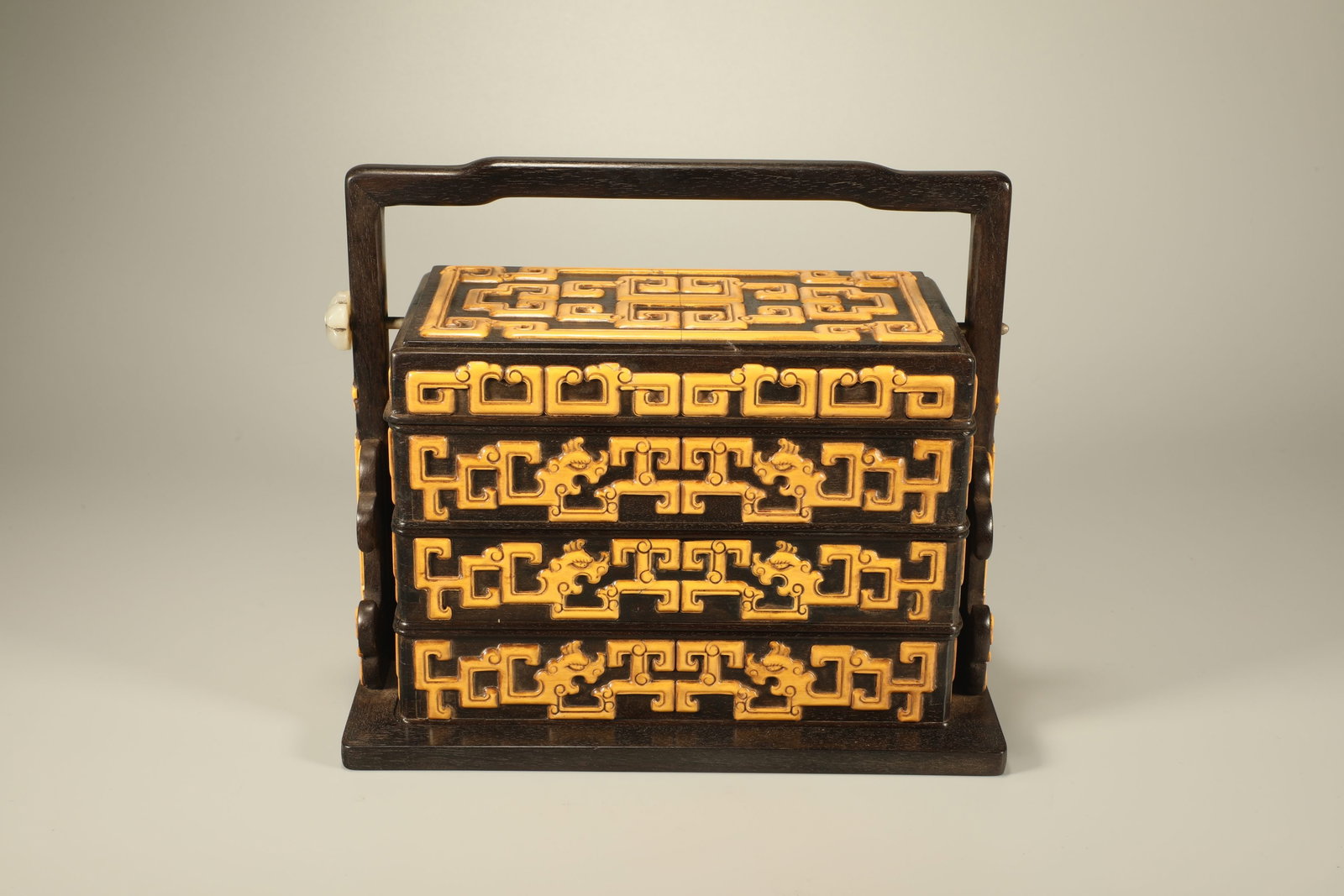 Purple sandalwood carved bamboo dragon pattern carrying box (1 of 6)