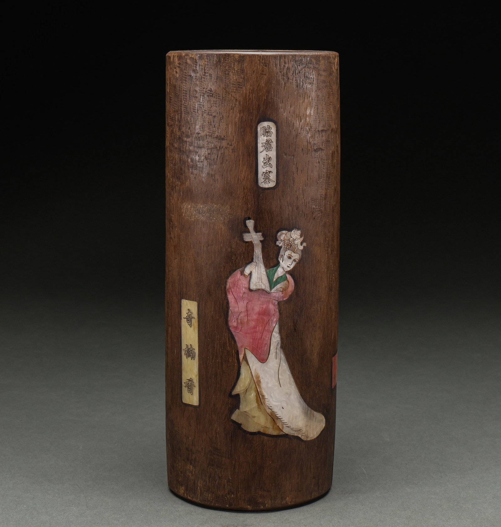 Qing Dynasty agarwood embedded with a hundred treasures Feng Shui pillars: Height: 30cm, Width: 12cm, Weight: 1800g