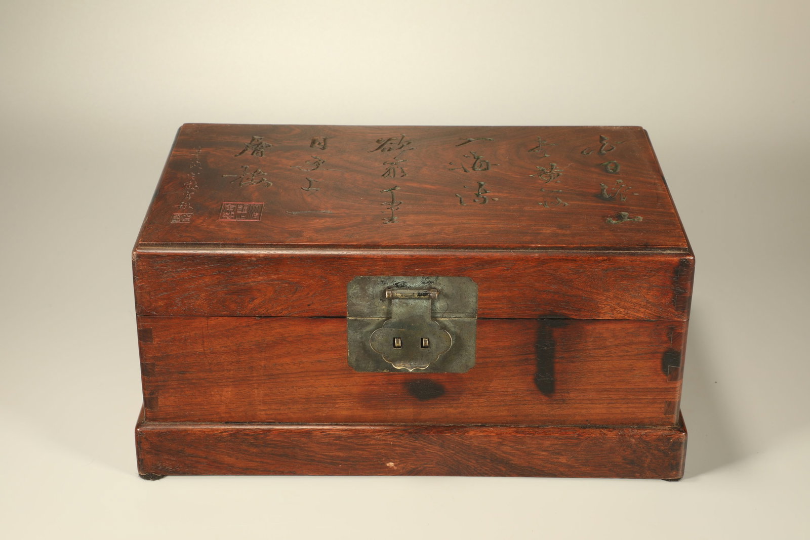 Huanghua Pear Carving Poetry and Prose Bookstore: Length: 31cm, Width: 19cm, Height: 15cm,