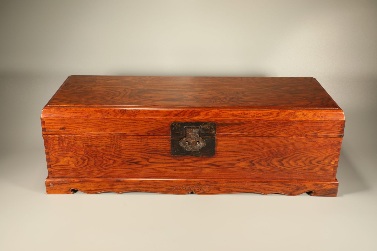 Huanghuali Wenfang Painting Box: Length: 64cm, Width: 24cm, Height: 21cm,