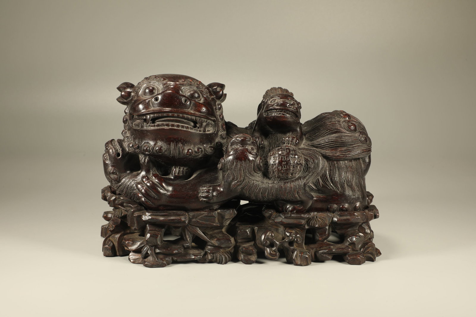 Agarwood Carving Tai Shi Shao Lion Ornament: Height: 16cm, Width: 26cm,