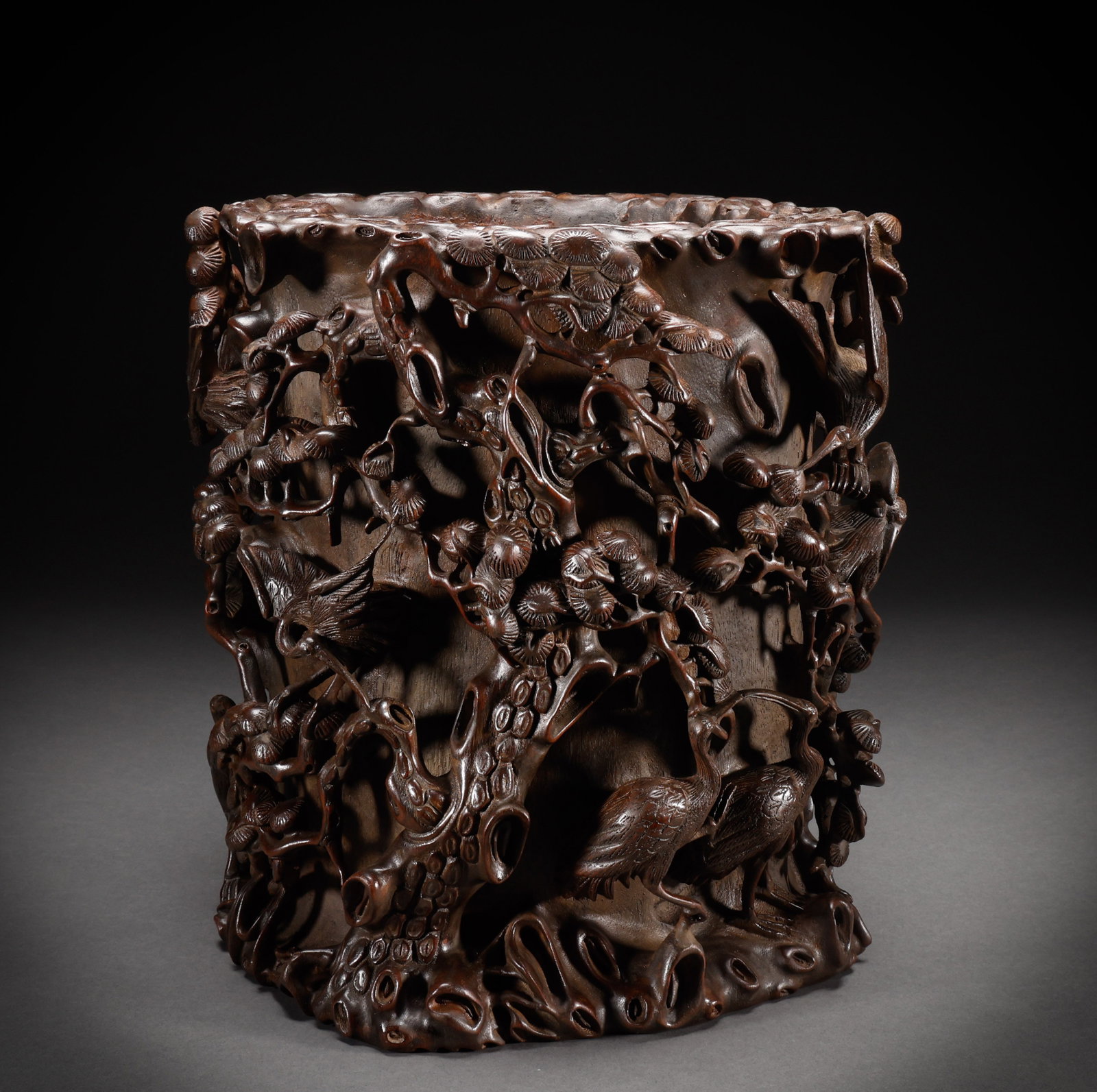 Qing Dynasty agarwood hollowed out pine and crane pattern pen holder: Height: 31cm, Width: 29cm, Weight: 2369g