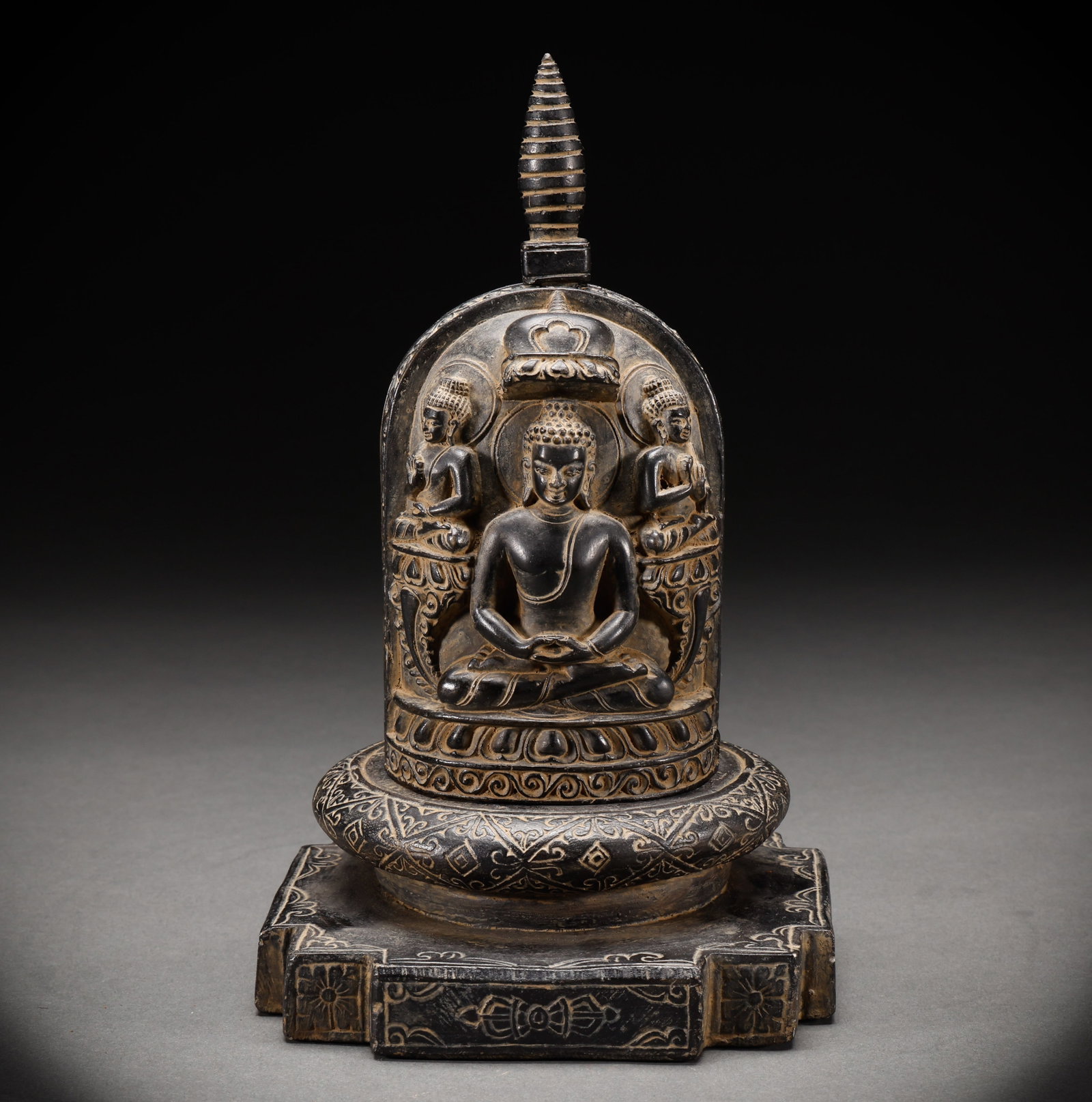 Before the Ming Dynasty, the black bluestone Buddhist pagoda (1 of 11)