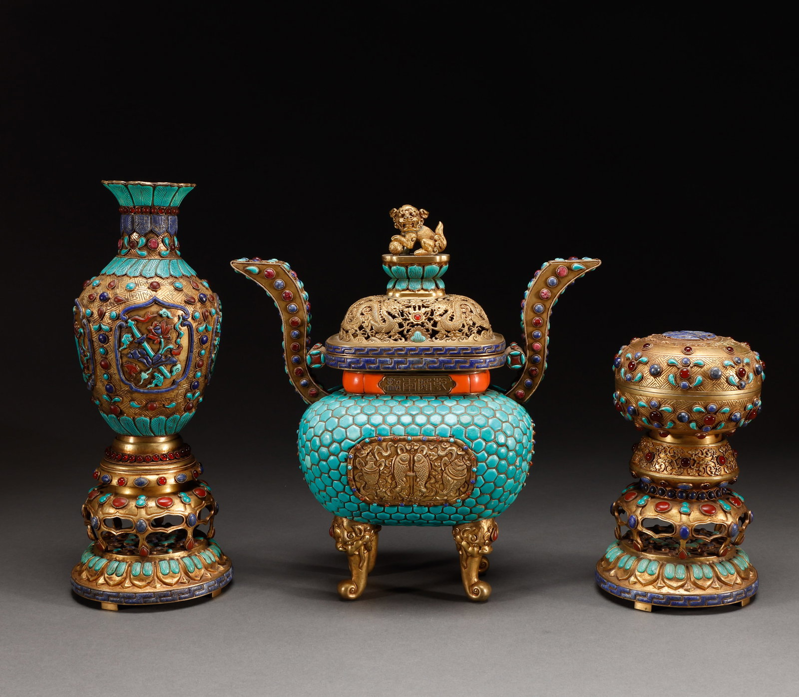 Three types of copper gilded gemstone inlaid furnaces in the Qing Dynasty (1 of 12)