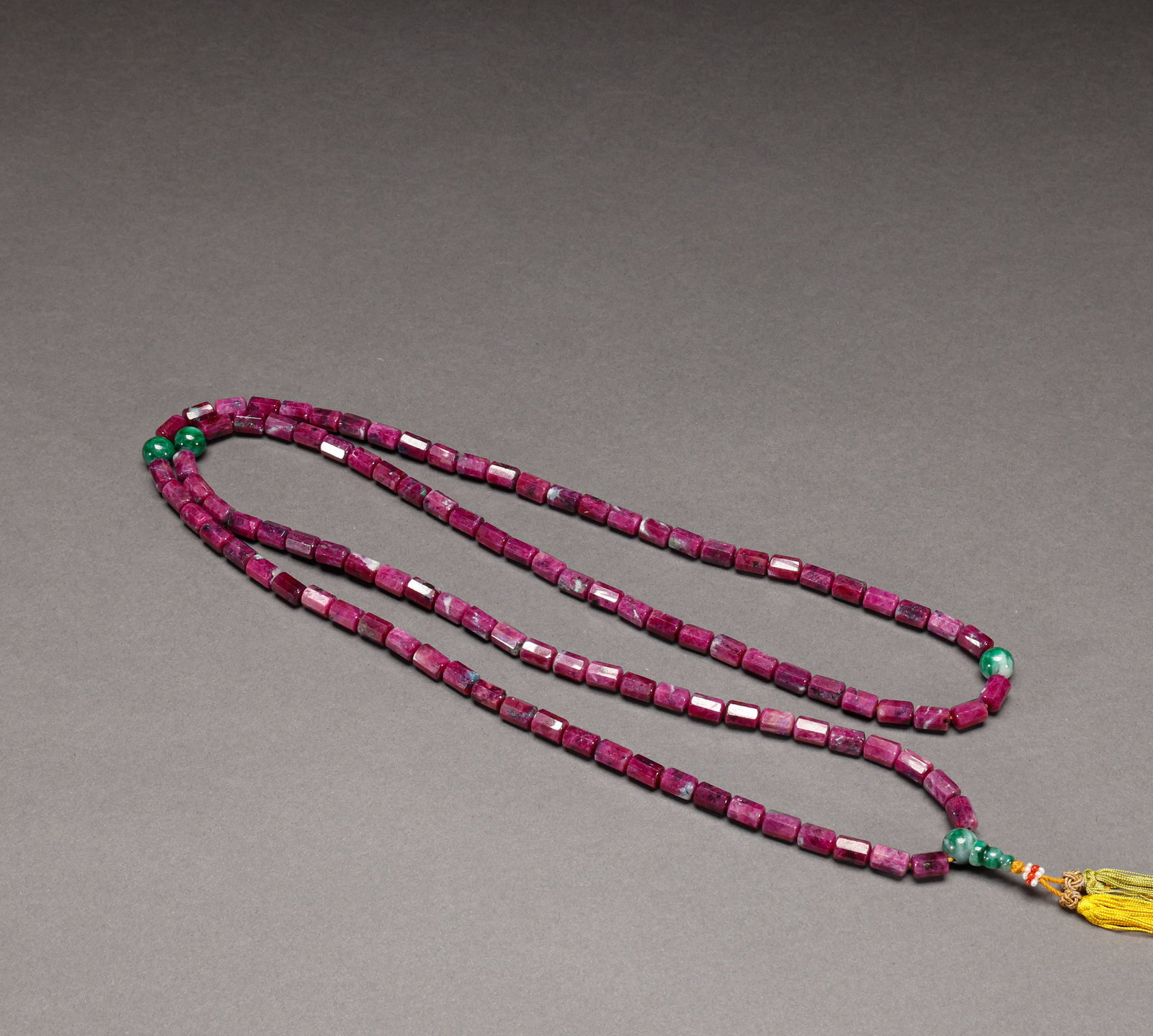 Qing Dynasty Bixi 108 Zi Chao Zhu (Jade Accessories): Height: 1.2cm, Width: 0.6cm, Weight: 161g