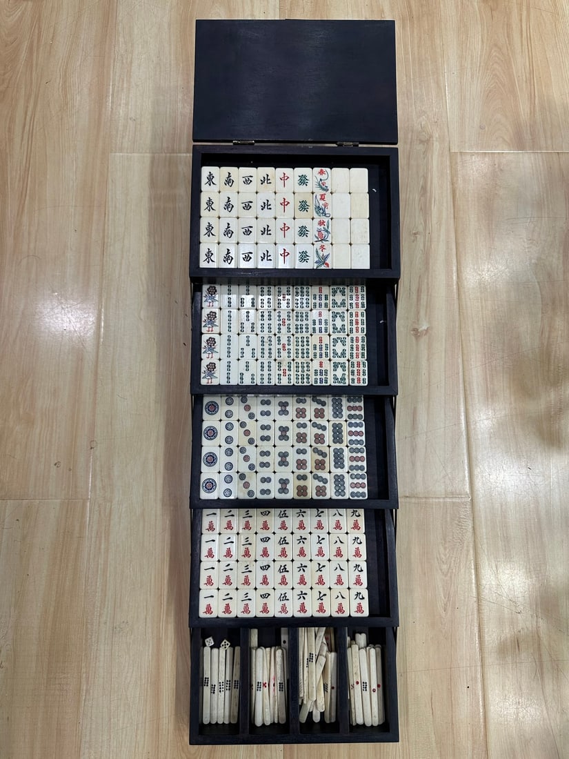 In the Qing Dynasty, bone mahjong was promoted step by step (1 of 10)