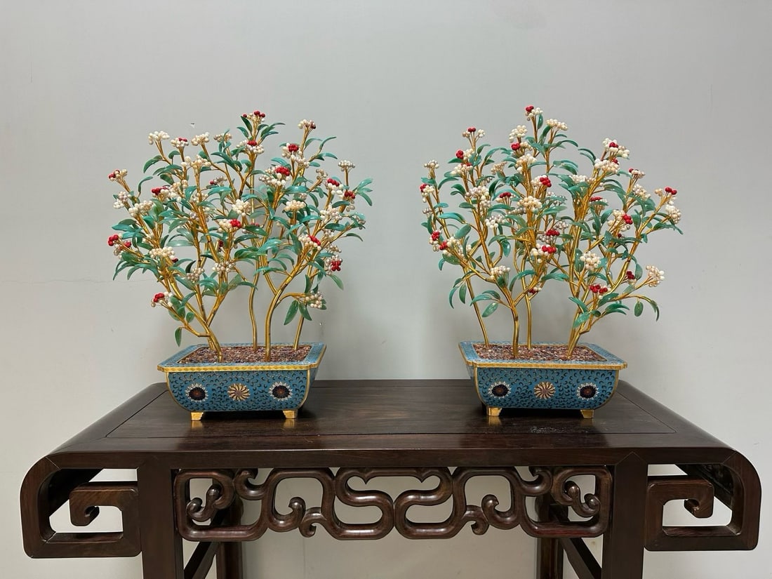 A pair of Qing Dynasty palace style pearl and jasmine bonsai (1 of 7)