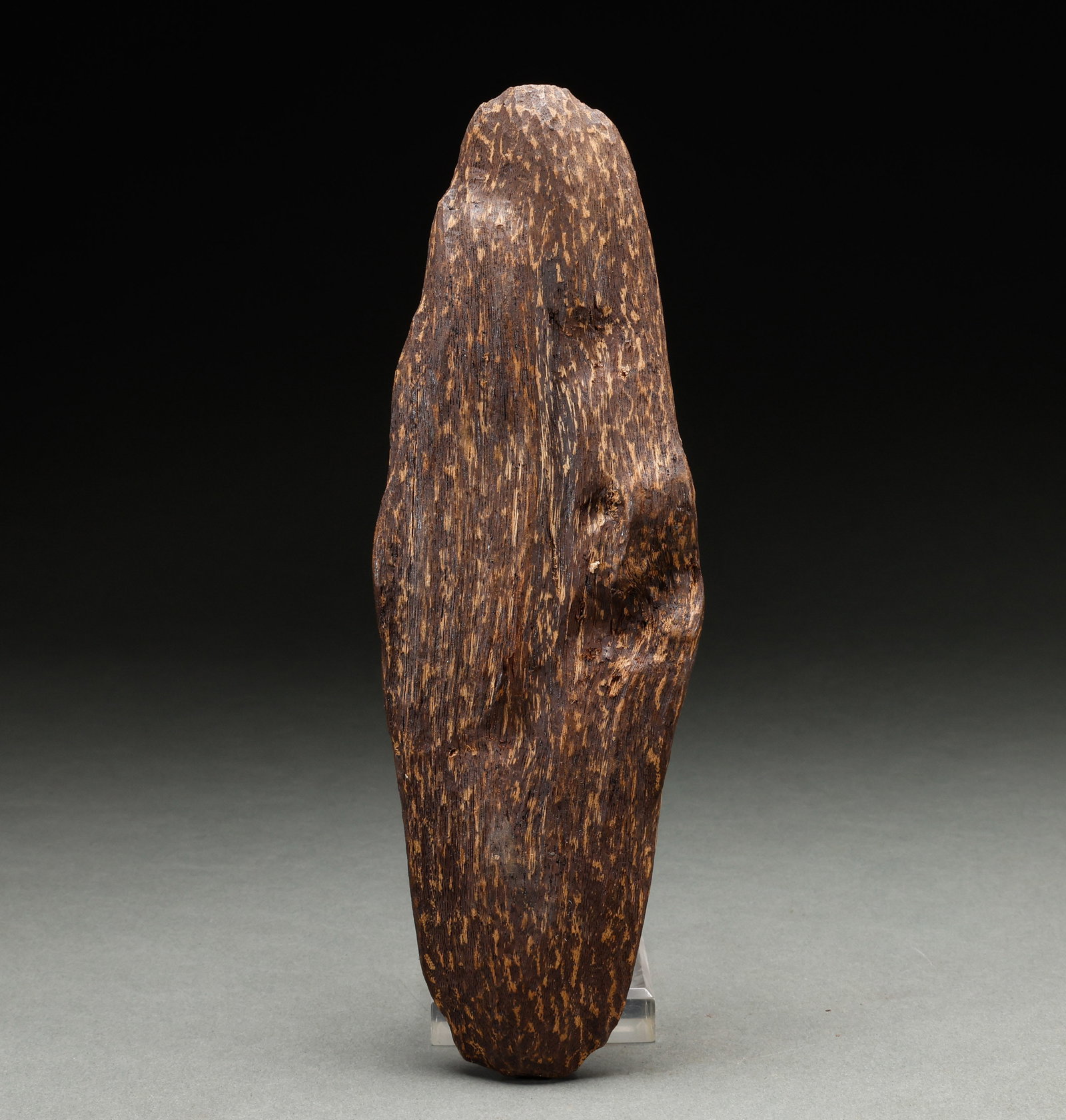 Qing Dynasty agarwood shuttle (1 of 8)