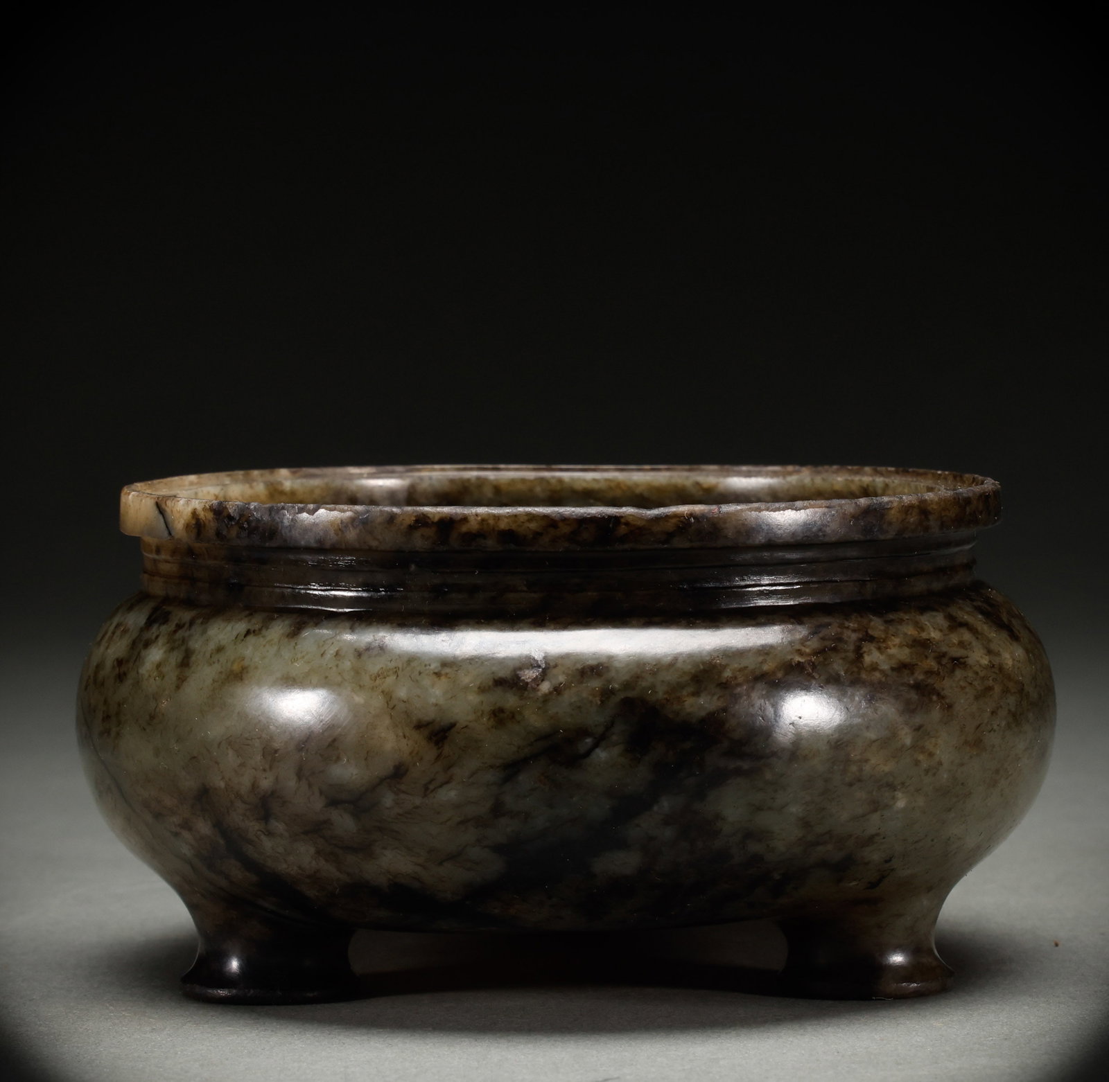 Hotan Jade Water Pot in the Qing Dynasty or before (1 of 7)