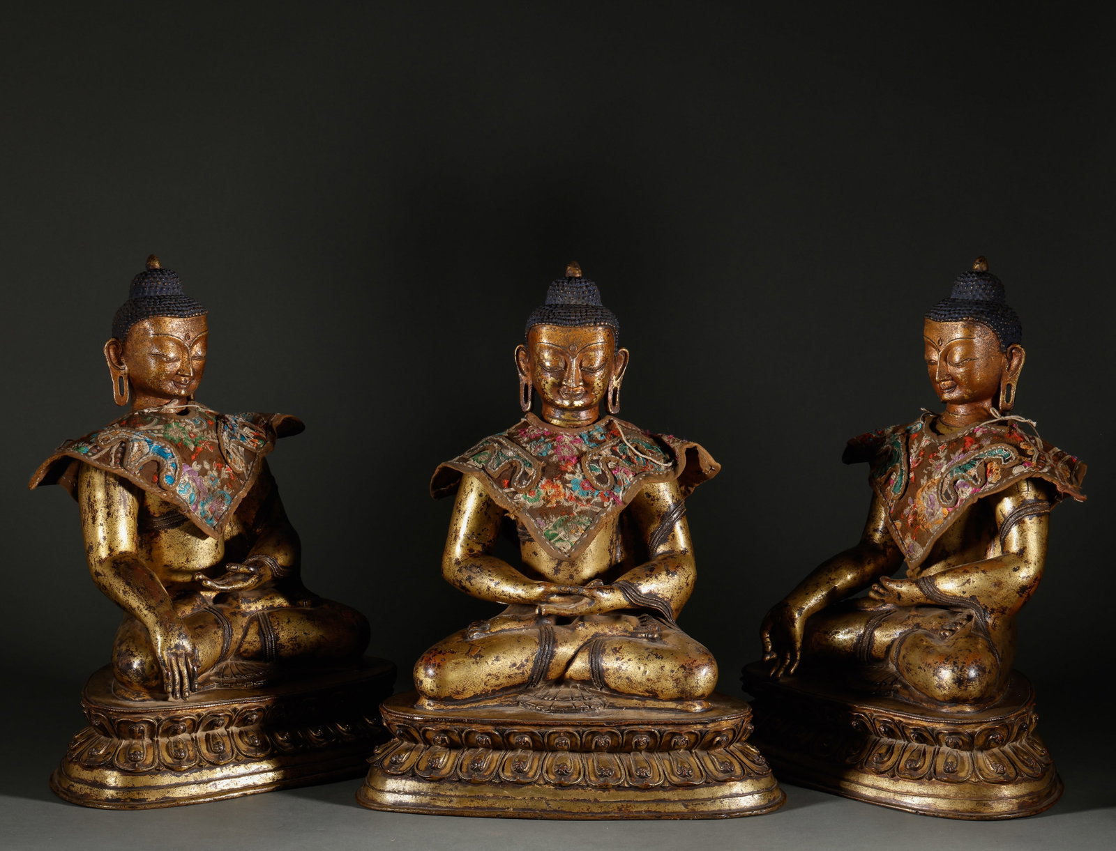 Bronze gilded statues of the Three Holy Buddhas from the Ming Dynasty (1 of 9)