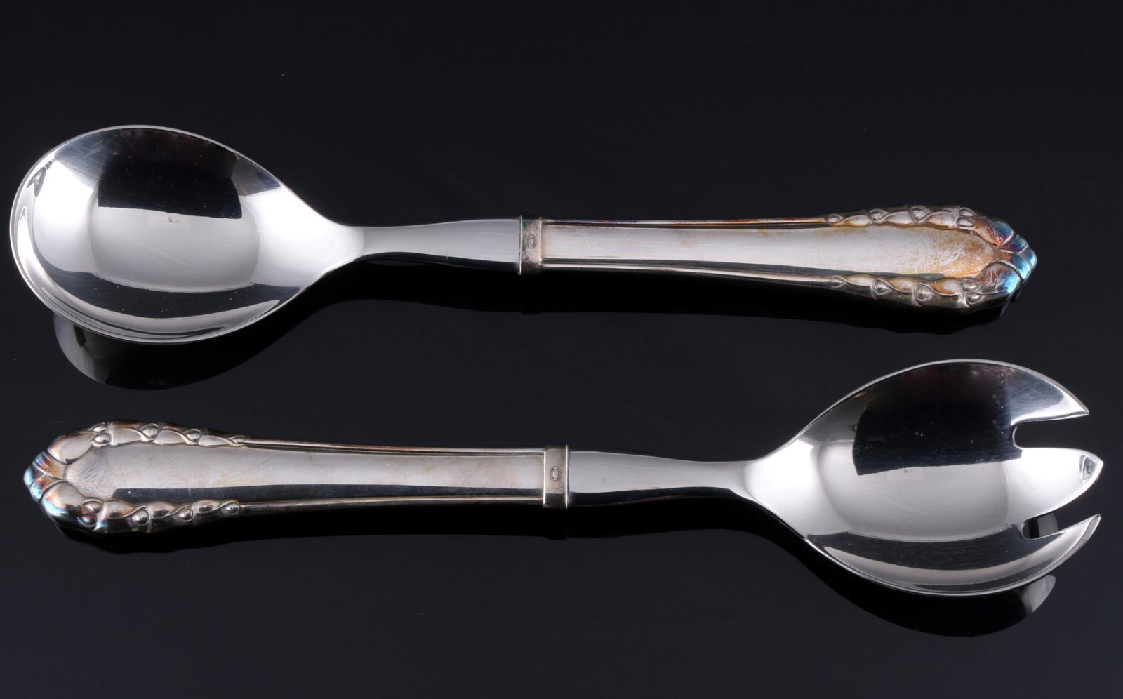 Georg Jensen MaiglÃ¶ckchen 925 sterling silver salad servers, Silber Salatbesteck,: silver, stamped Georg Jensen hallmark + Sterling Denmark, dÃ©cor Lily of the Valley, design from 1913, 2x L 23 cm, weight 178 grams