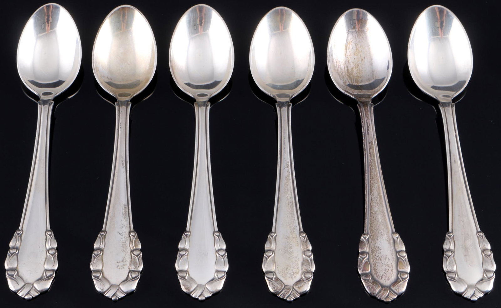 Georg Jensen Lily of the Valley 925 sterling silver 6 coffee spoons, Silber 6 KaffeelÃ¶ffel,: silver, stamped Georg Jensen hallmark + Sterling Denmark, dÃ©cor Lily of the Valley, design from 1913, 6x L 12.5 cm, weight 125 grams