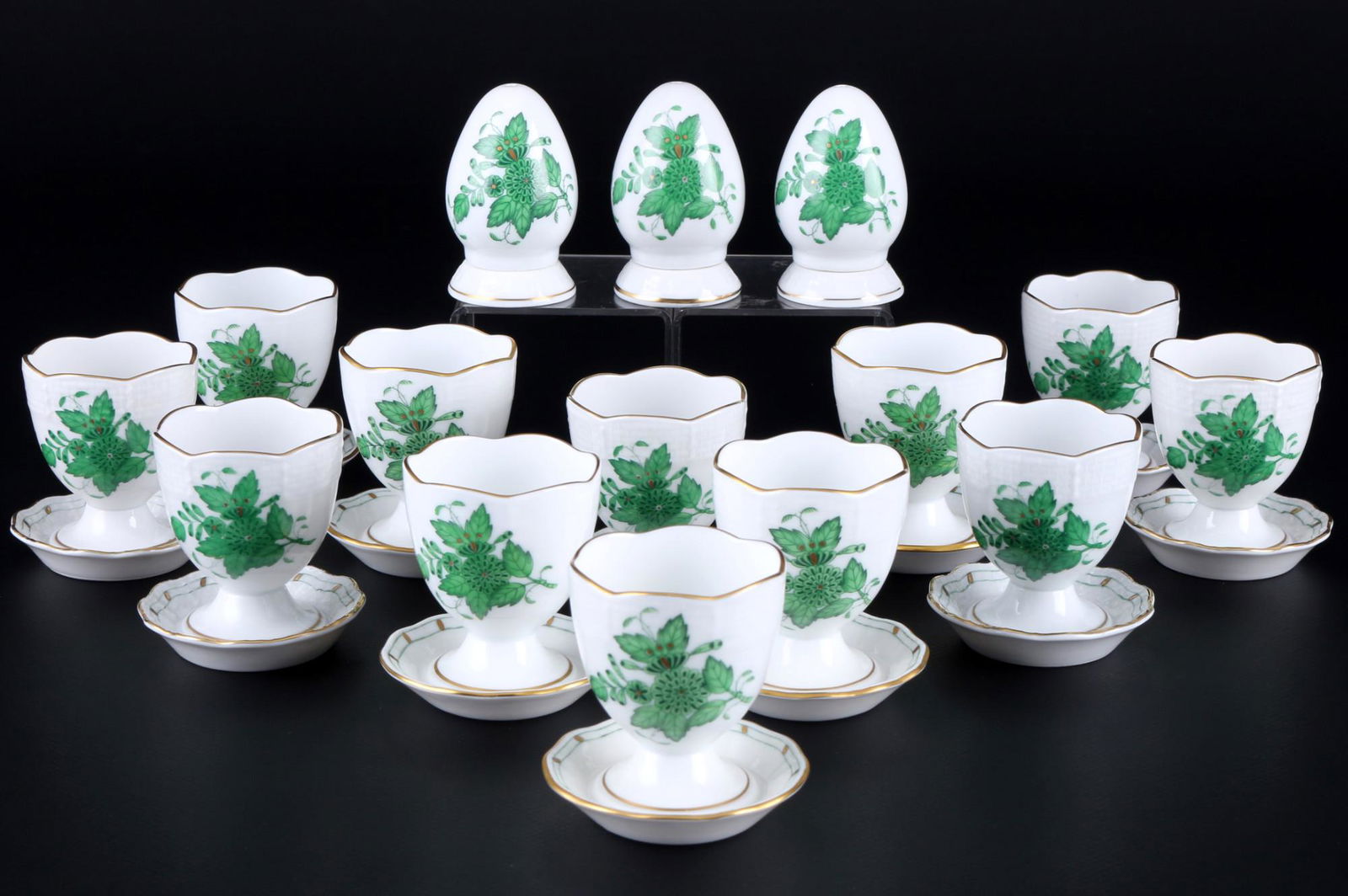 Herend Apponyi Vert 12 egg cups with salt and pepper casters, Eierbecher mit Salz- &: Porcelain, Hungary 20th century, blue mark, dÃ©cor AV Apponyi Vert, 12x egg cups #265 H 6 cm, 2x salt casters #260 H 6 cm, 1x pepper caster #250 H 6 cm