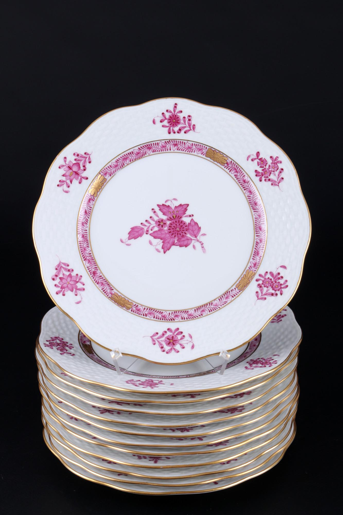 Herend Apponyi Purple 12 dessert plates, Kuchenteller,: porcelain, Hungary 20th century, blue mark, dÃ©cor AP Apponyi Purple, model no. 517, 12x D 18.5 cm, gold abrasion