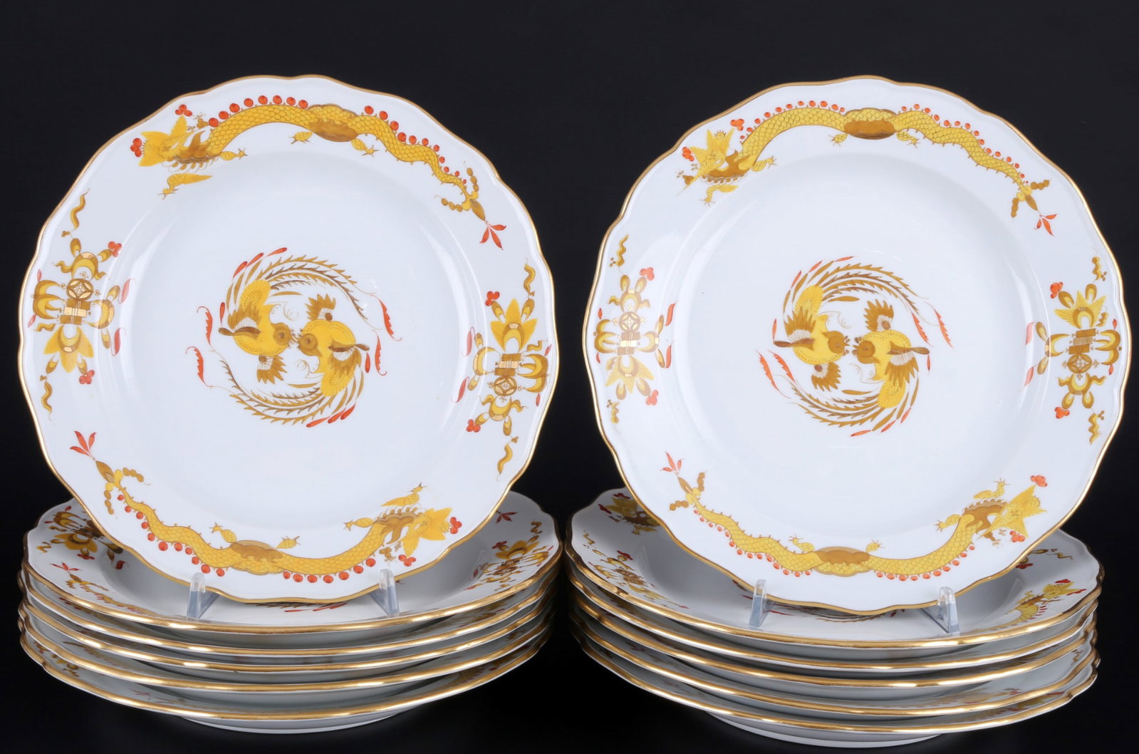 Meissen Yellow Court Dragon Rich 12 dinner plates 1st choice, Pfeiffer period, Speiseteller 1.Wahl,: porcelain, blue sword mark 1st choice, Pfeiffer period 1924-1934, decor Yellow Court Dragon Rich, 12x D 25 cm, gold abrasion