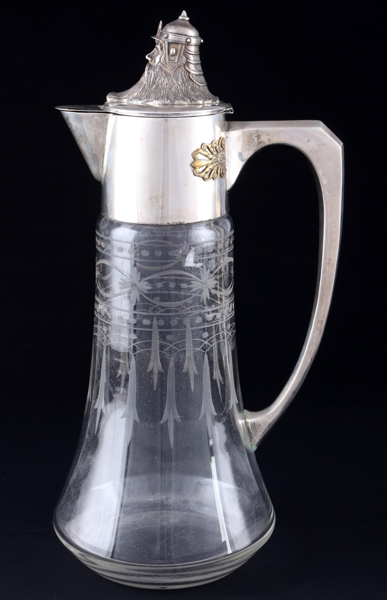 Silver 84 Zolotniki Art Nouveau Viking crystal carafe,: 84 Zolotniki silver (875/000), stamped 84, Russian pseudo hallmarks, crystal decanter with matt cut and silver mount with Viking head, decorated with gold-plated decoration, H 35 cm x 18 cm, weight ap