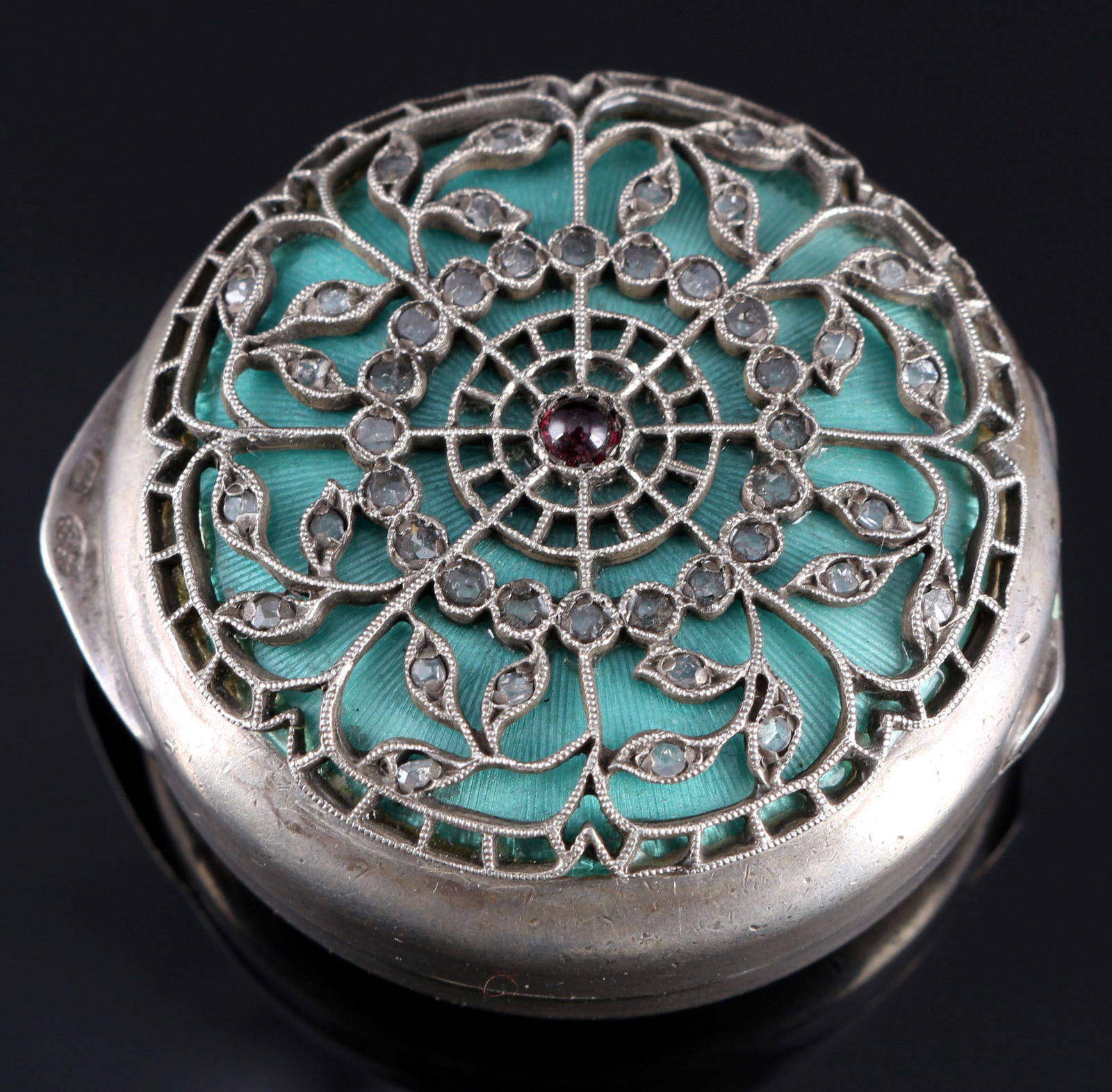 Silver 88 Zolotniki pill box with diamonds, Silver 88 Zolotniki,: 84 Zolotniki silver (875/000), stamped 84, Russian pseudo hallmarks, pill box with light green enamel and rose diamonds, D 4 cm x H 1.8 cm, weight 33.4 grams