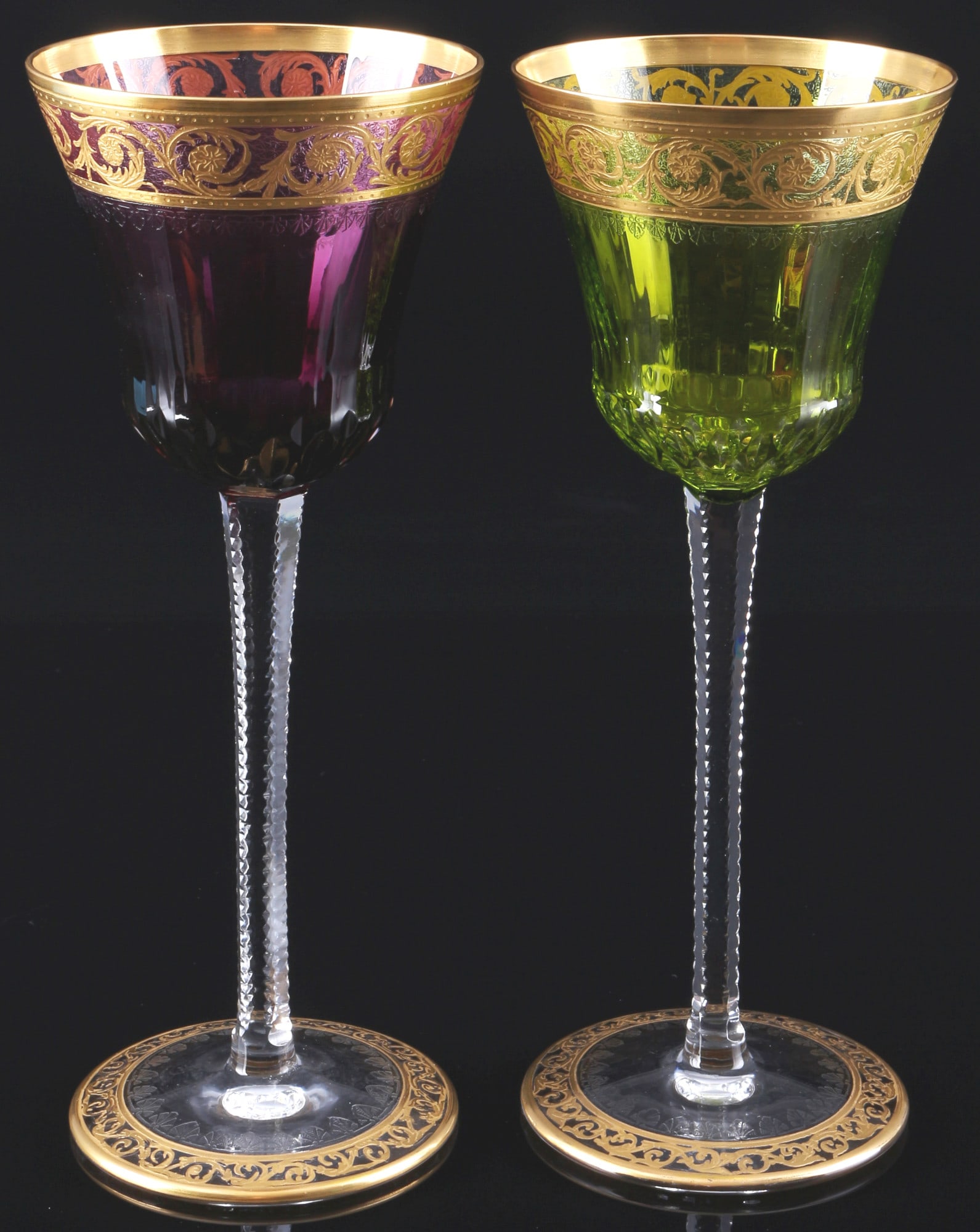St. Louis Thistle Gold 2 roemer wine glasses, colored,: crystal, France, decor Thistle Gold, colors purple and green-yellow, 2x H 21 cm x D 8 cm