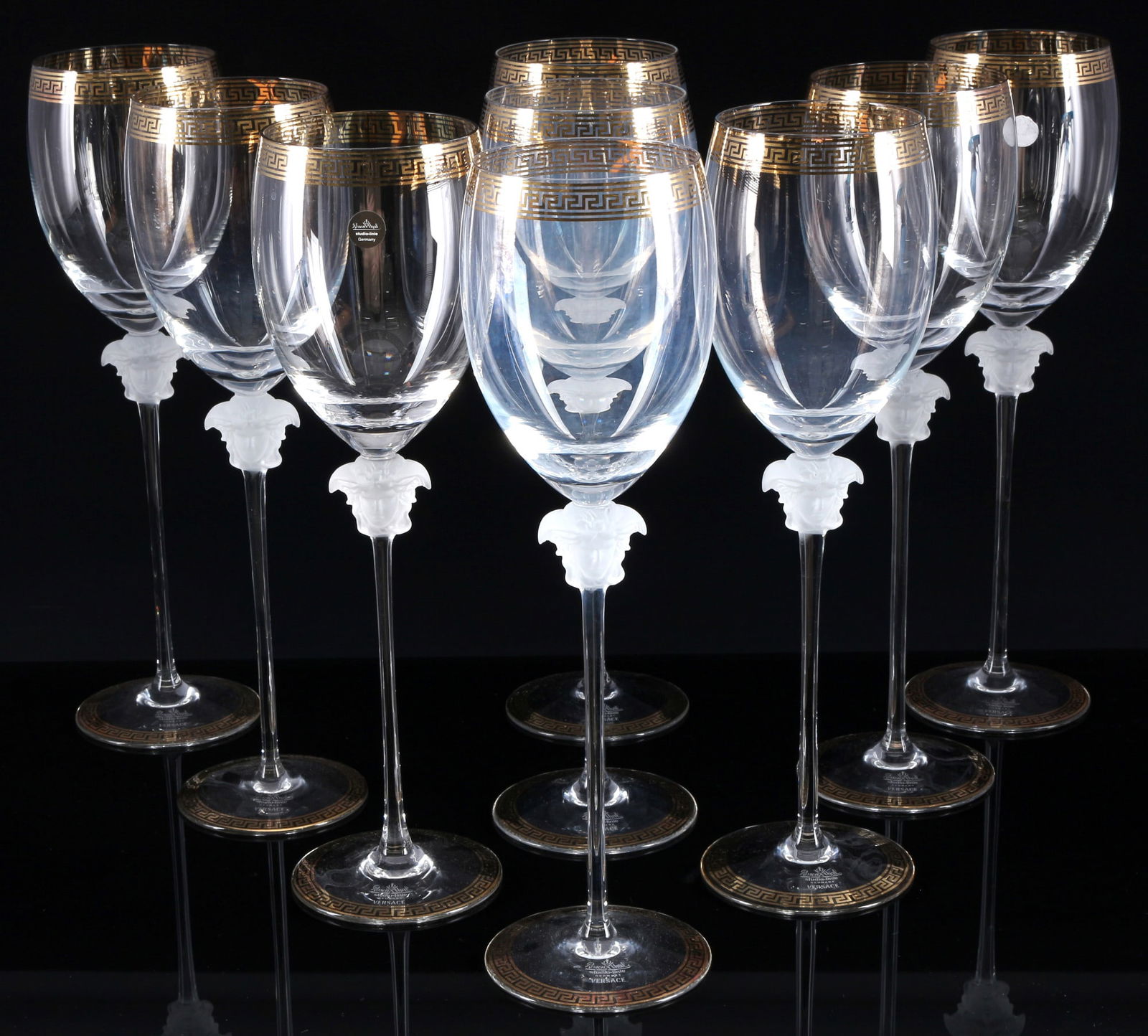 Rosenthal Versace Medusa D´Or 9 water chalice,: glass, with etched company mark, decor Versace Medusa D'Or, 9x H 29.5 cm x D 8 cm, slight gold discoloration, minimal gold abrasion, a cloudy glass